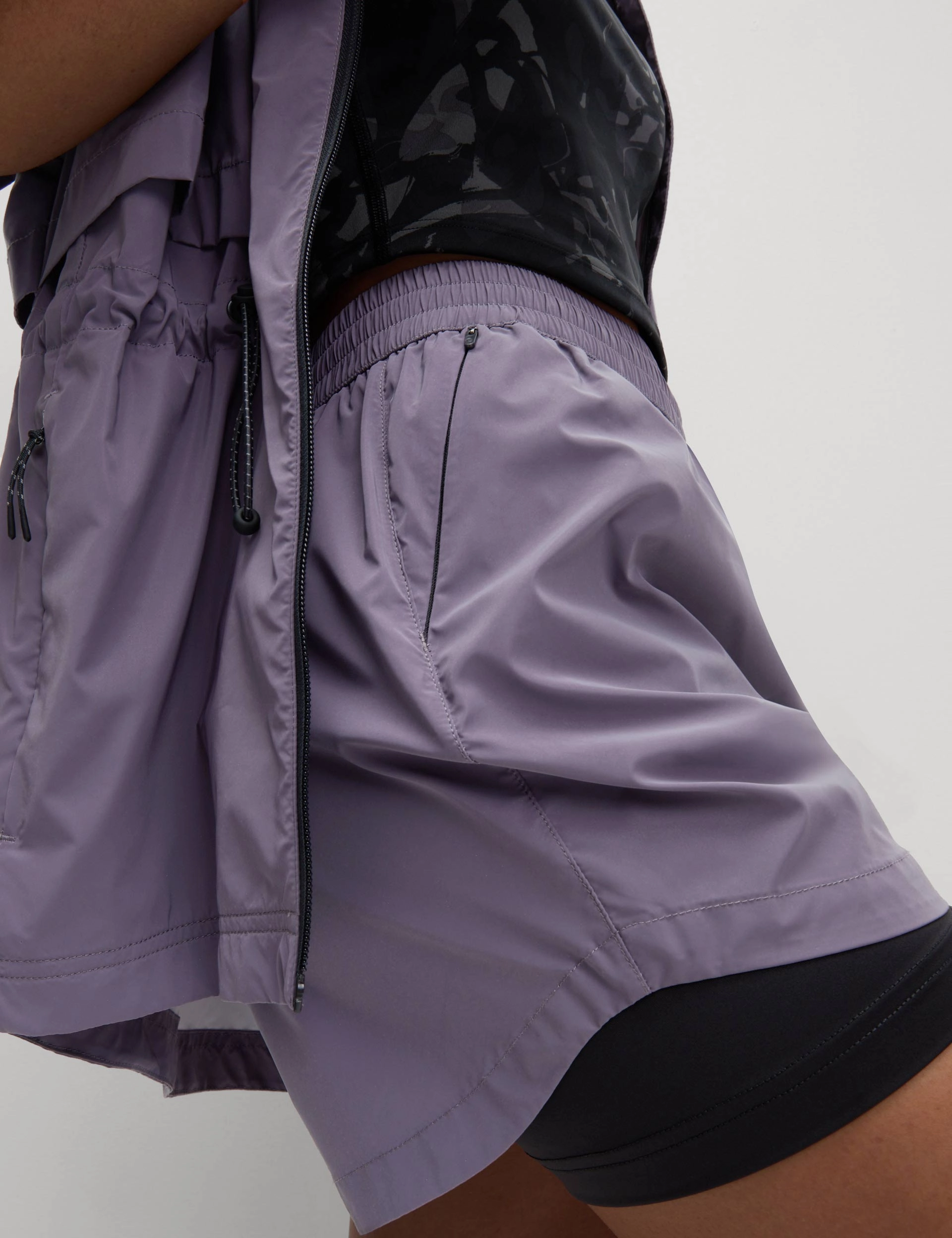 Fastening Closure 360?? Reflective Layered Running Shorts - Lilac