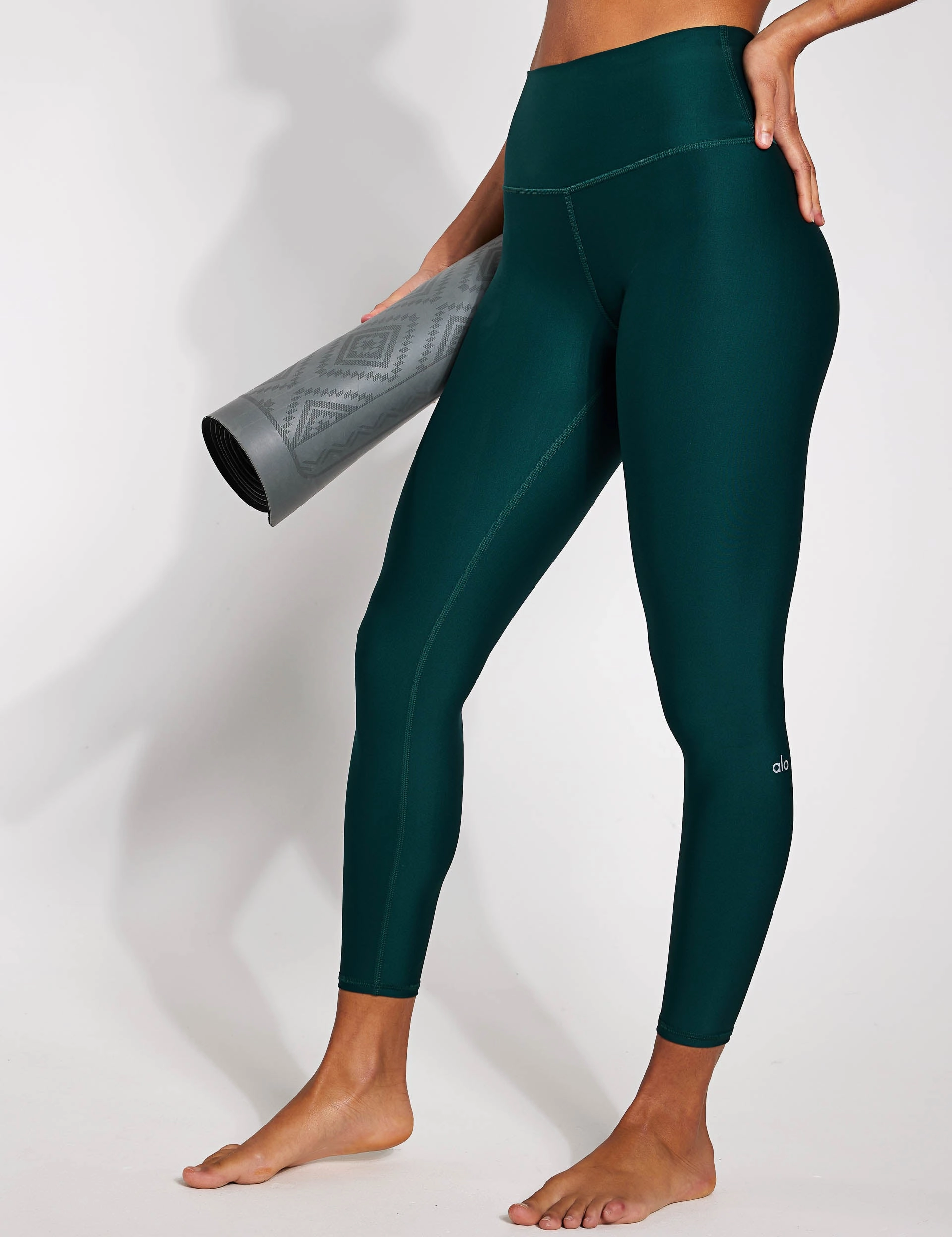 Ultimate Comfort Waistband 7/8 High Waisted Airlift Legging - Midnight Green