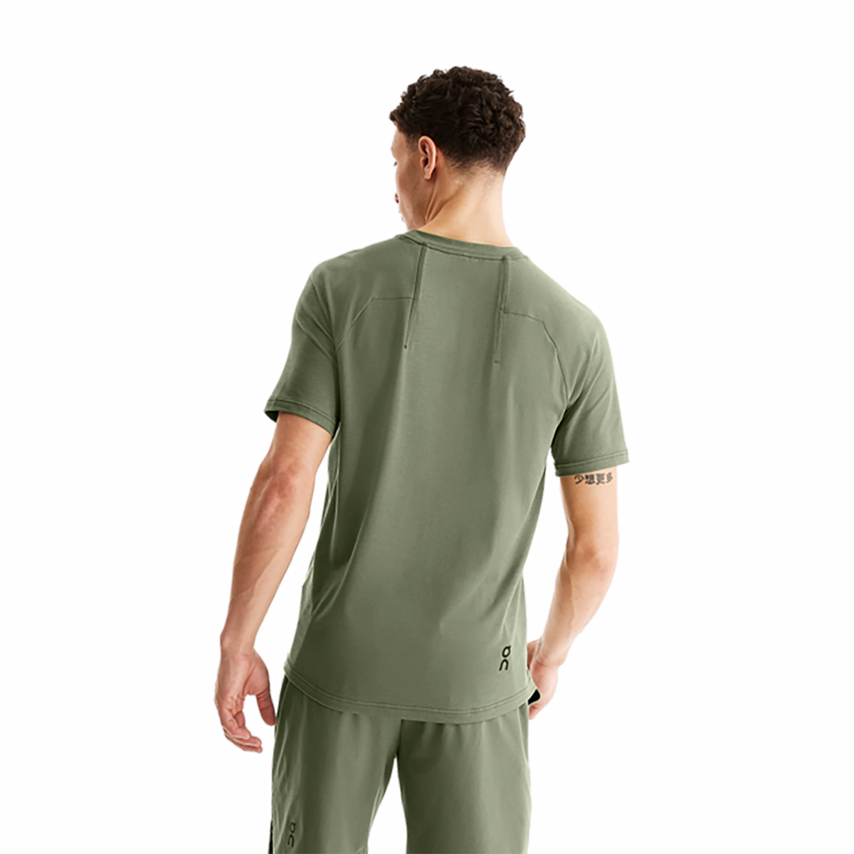 ON Focus-T Shortsleeve Layered Panel Design