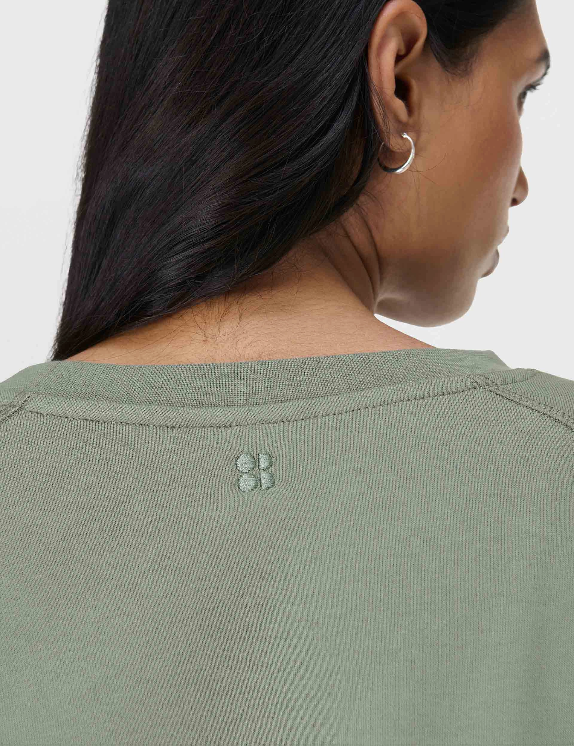 After Class Crop Sweatshirt - Willow Green Minimalist Styling Comfortable Design