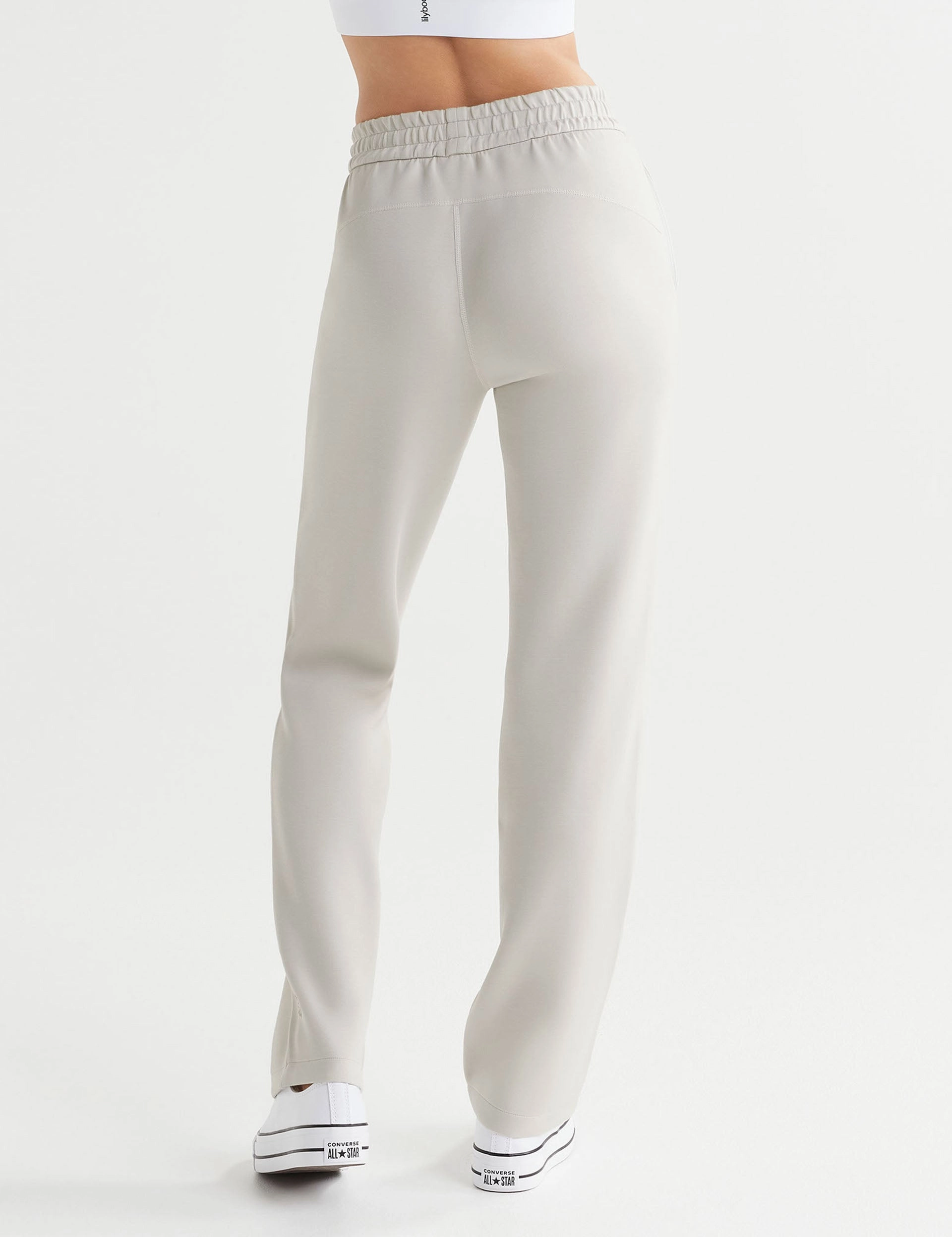 Comfort Walk Aimie Relaxed Fit Jogger - Sand