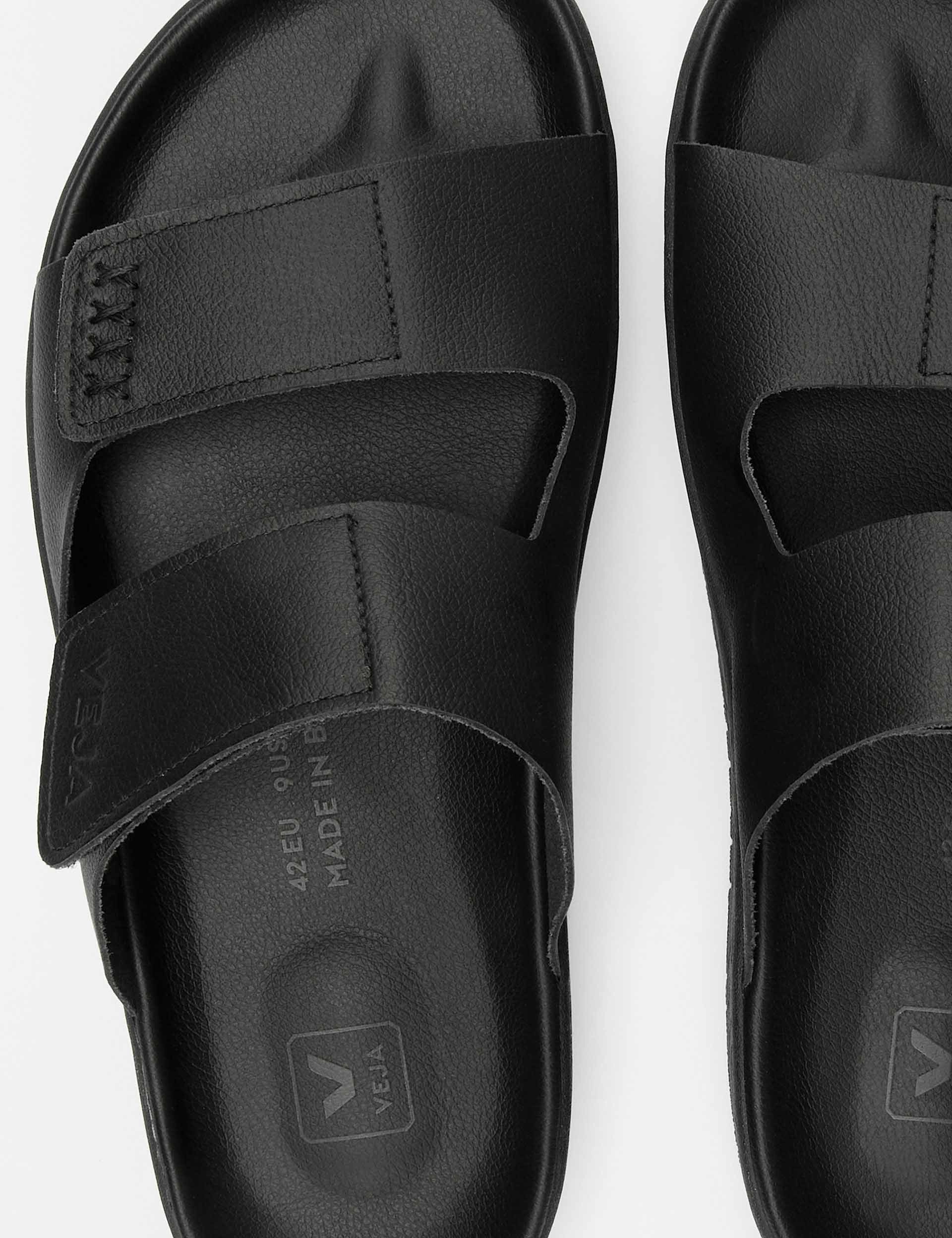 Etna Leather Sandal - Full Black anniversary - themed running gear