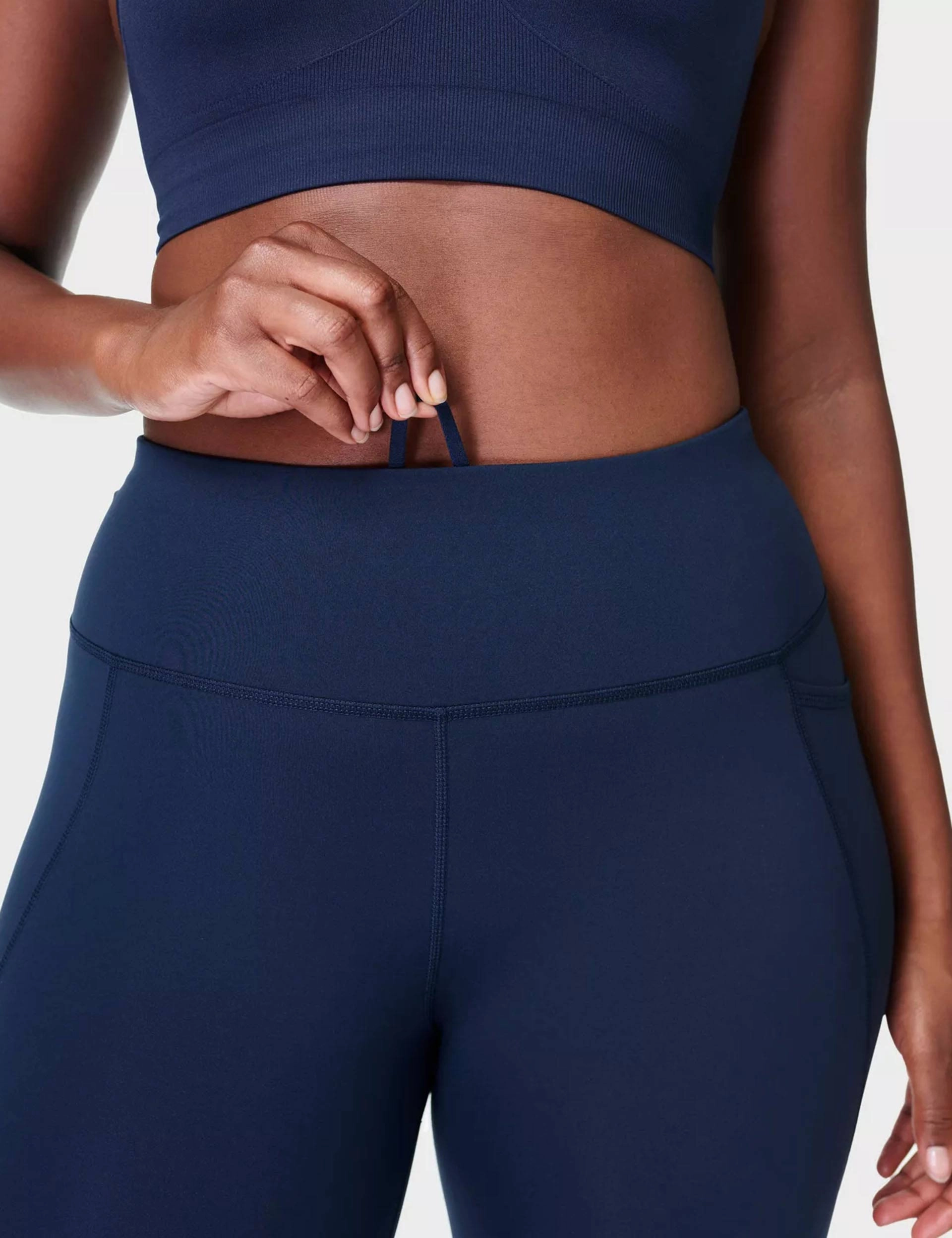 Seamless Sleeve Construction Strong Soul Power Gym Leggings - Navy Blue