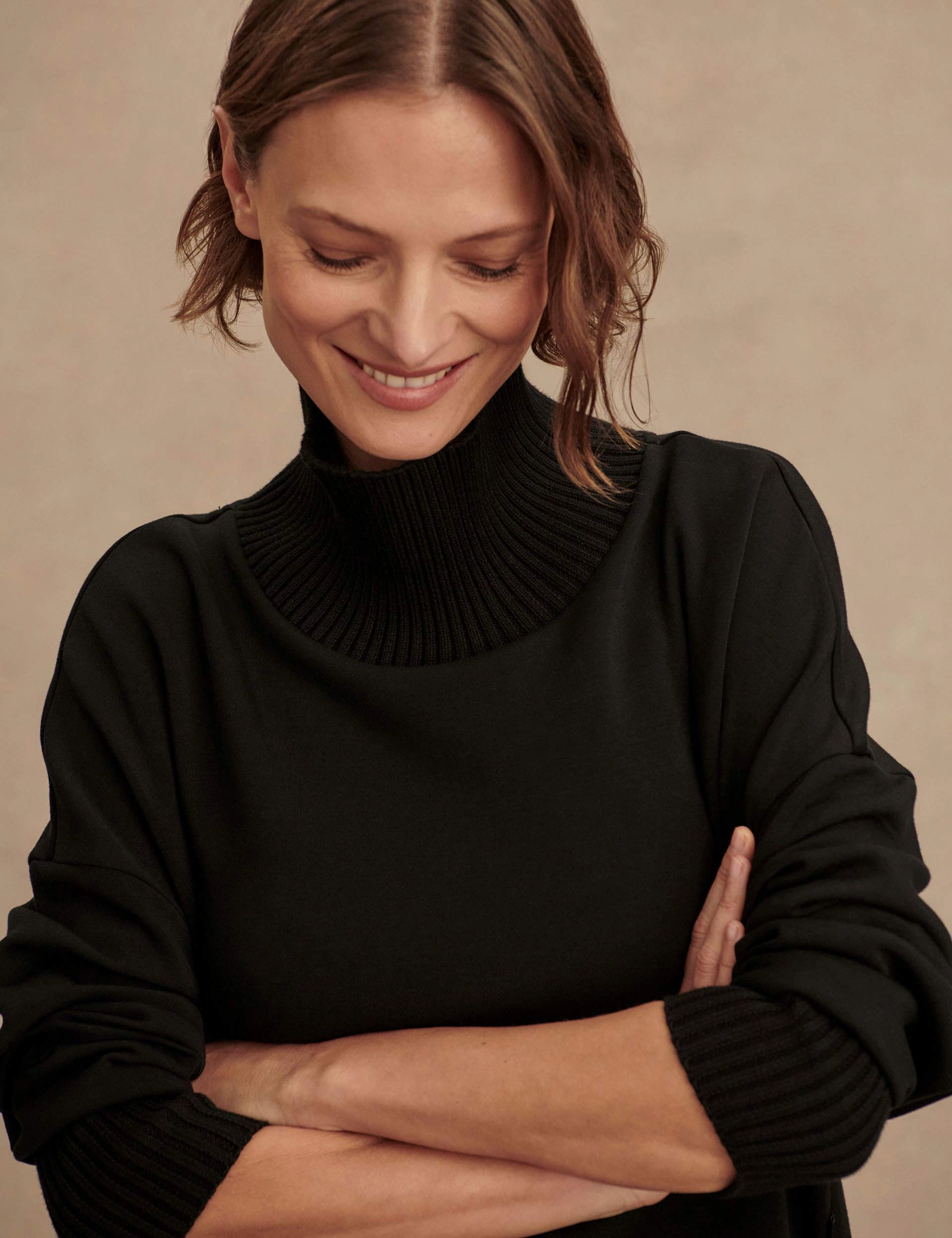 Barker High-Neck Sweat - Black Must Have