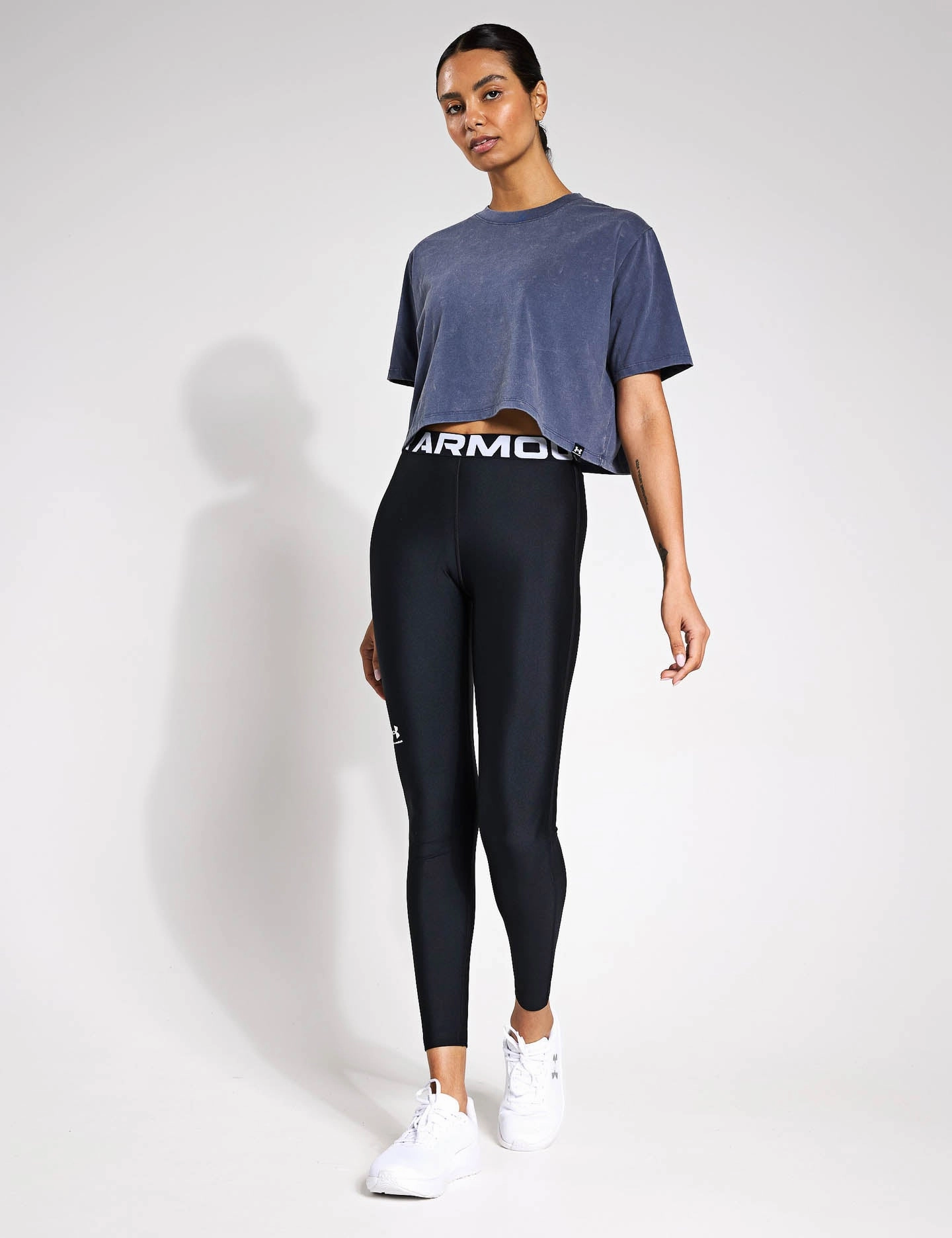 Rival Wash Short Sleeve - Downpour Grey/Black DoubleStitchedHem Fitted Blouse