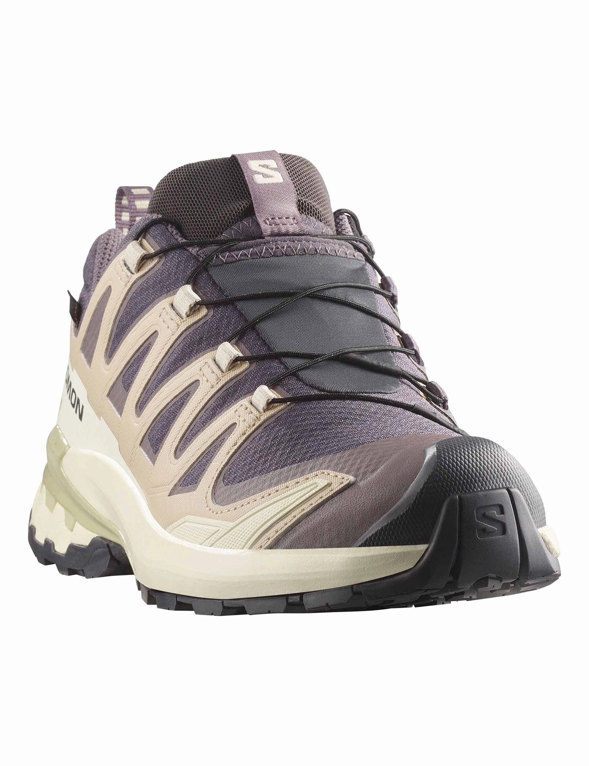 XA Pro 3D V9 Gore-Tex - Nine Iron/Oxford Tan/Alfalfa running in a ditch area shoes Anti - skid
