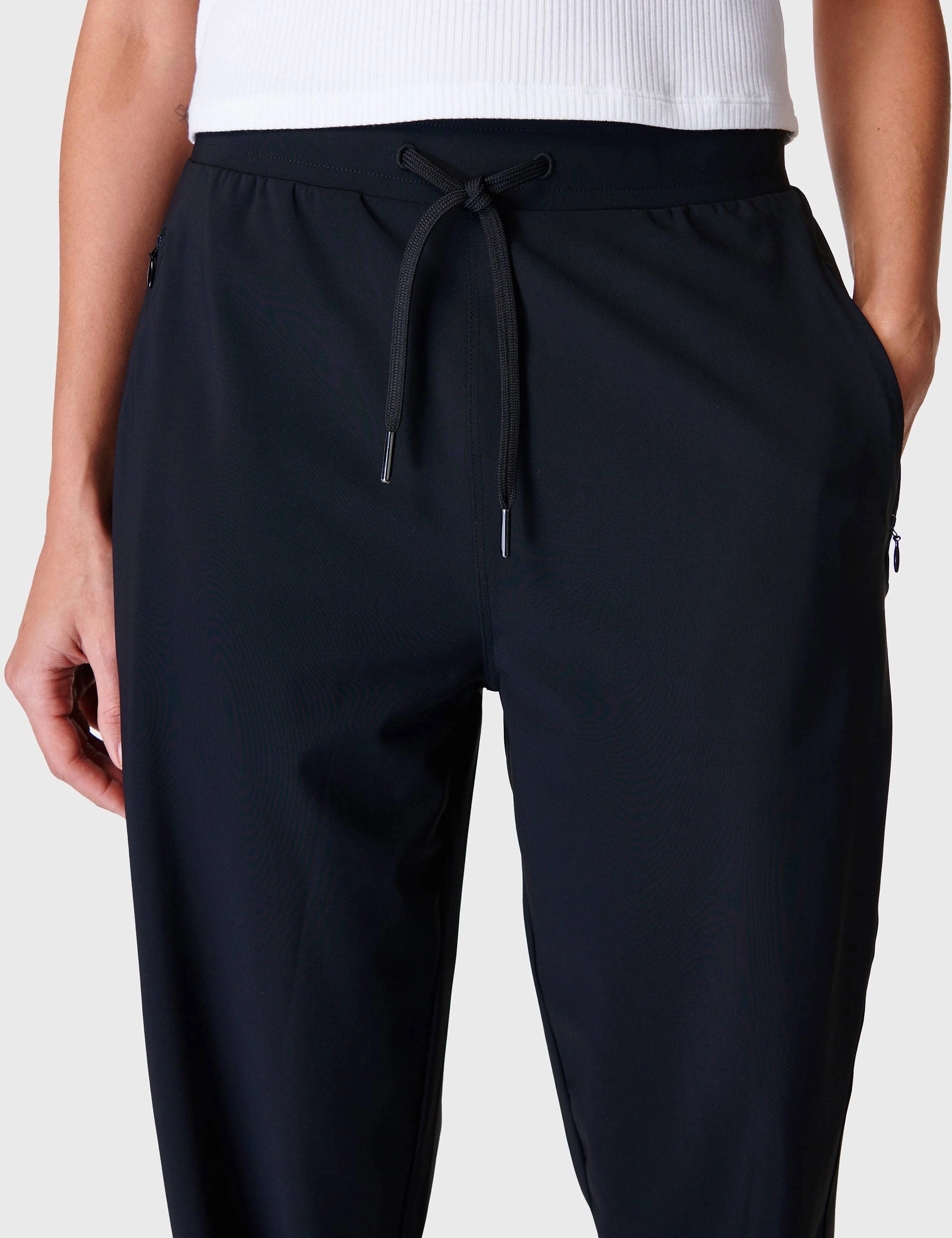 Explorer Jogger - Black Stylish Look NonRestrictiveCut