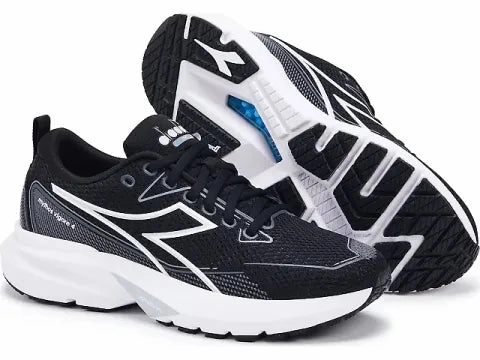 sports - specific benefits Diadora Women's Mythos Blushield Vigore 4 - Black/White