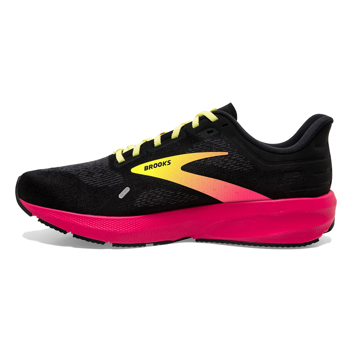 Brooks Launch 9 Outdoor Activity