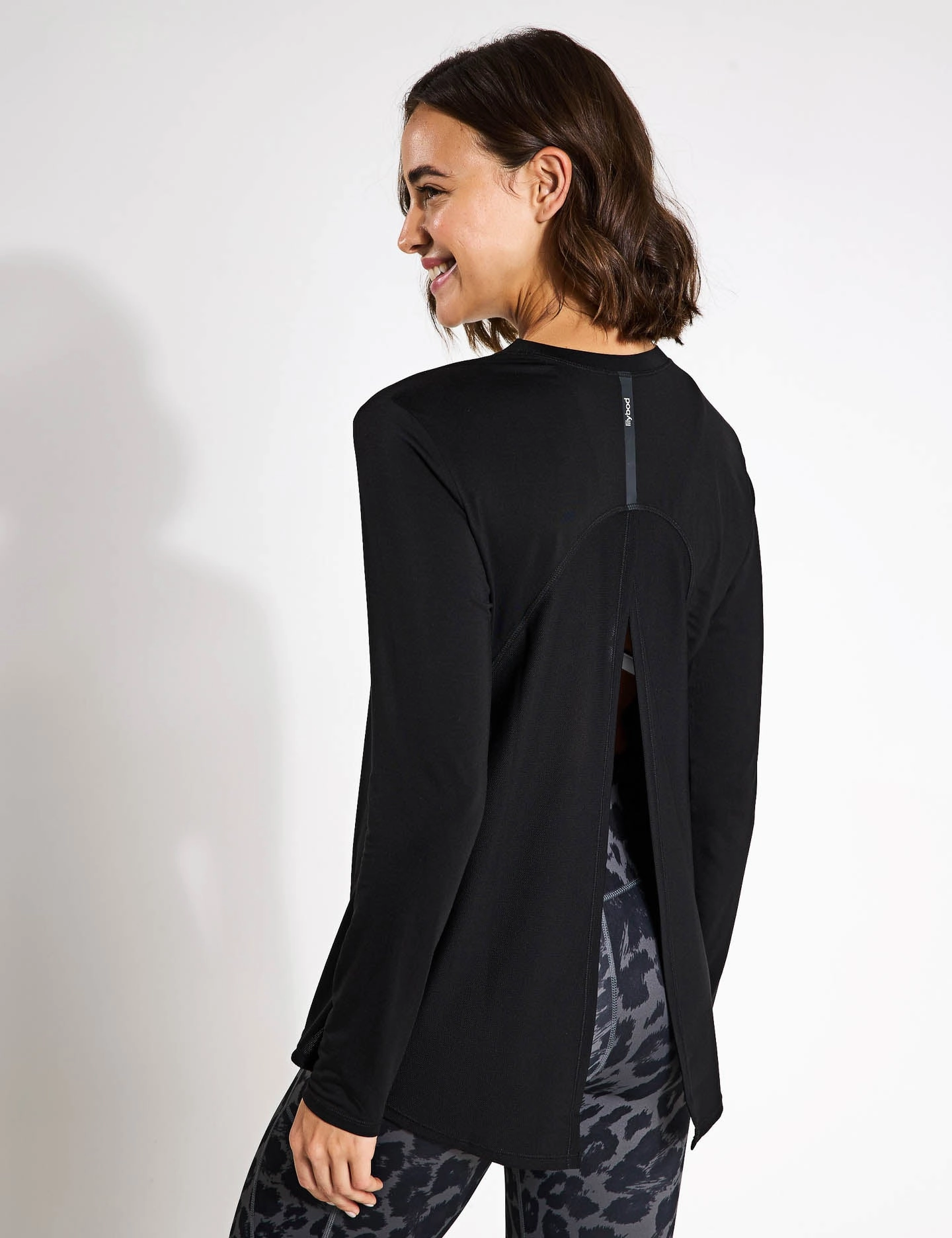 Kendall Long Sleeve Top - Black Living room