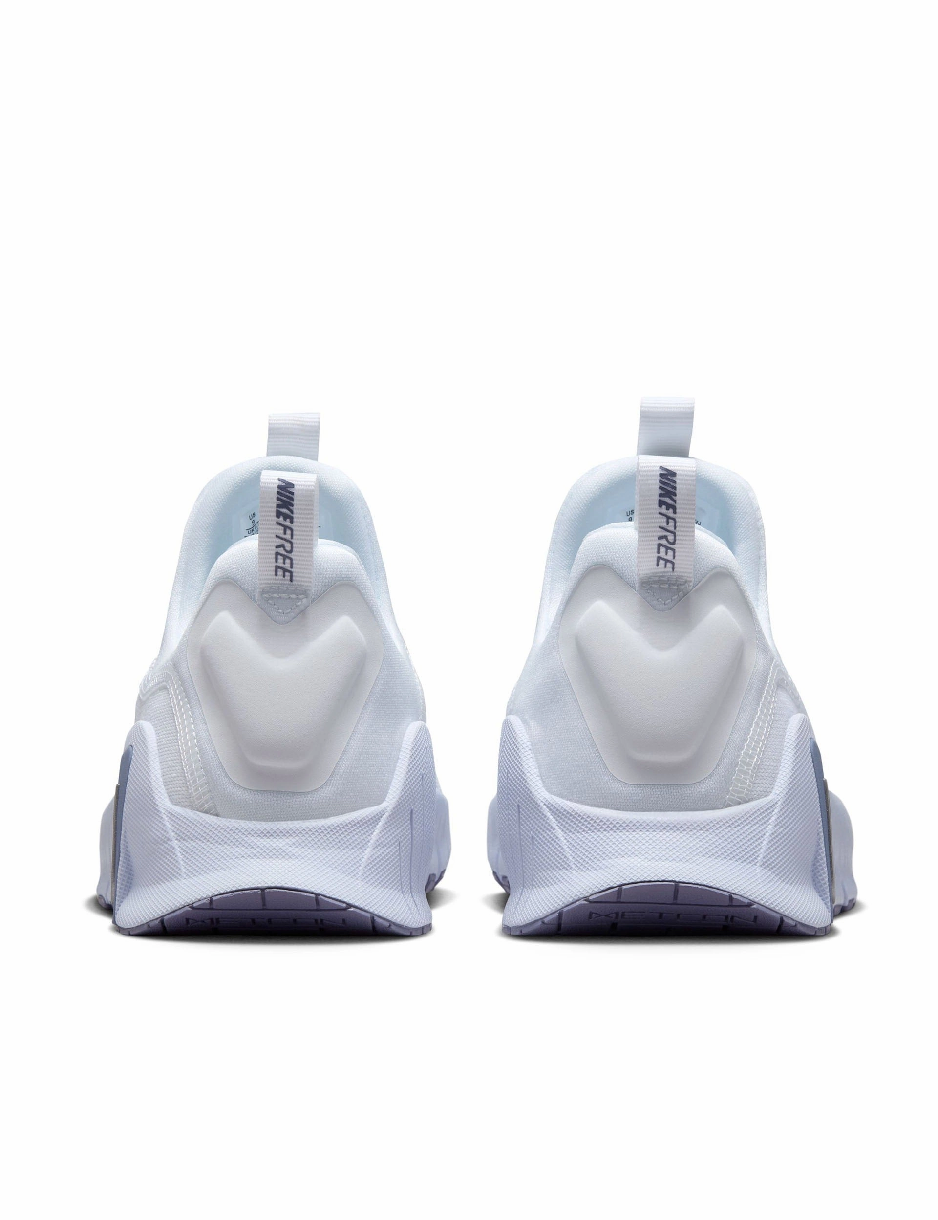 Free Metcon 6 Shoes - White/Metallic Silver/Half Blue running in coastal areas Sporty Style