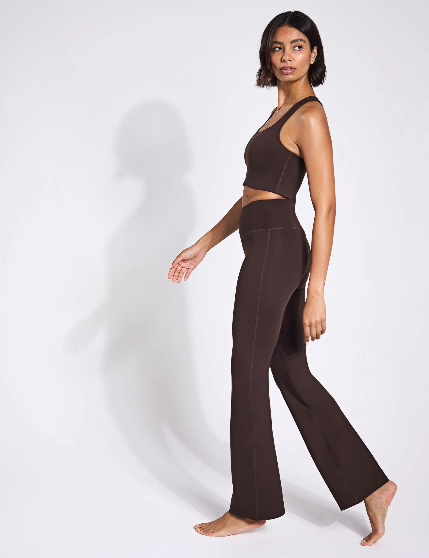 Moisture Managing Compressive Flare Legging - Cocoa Bean