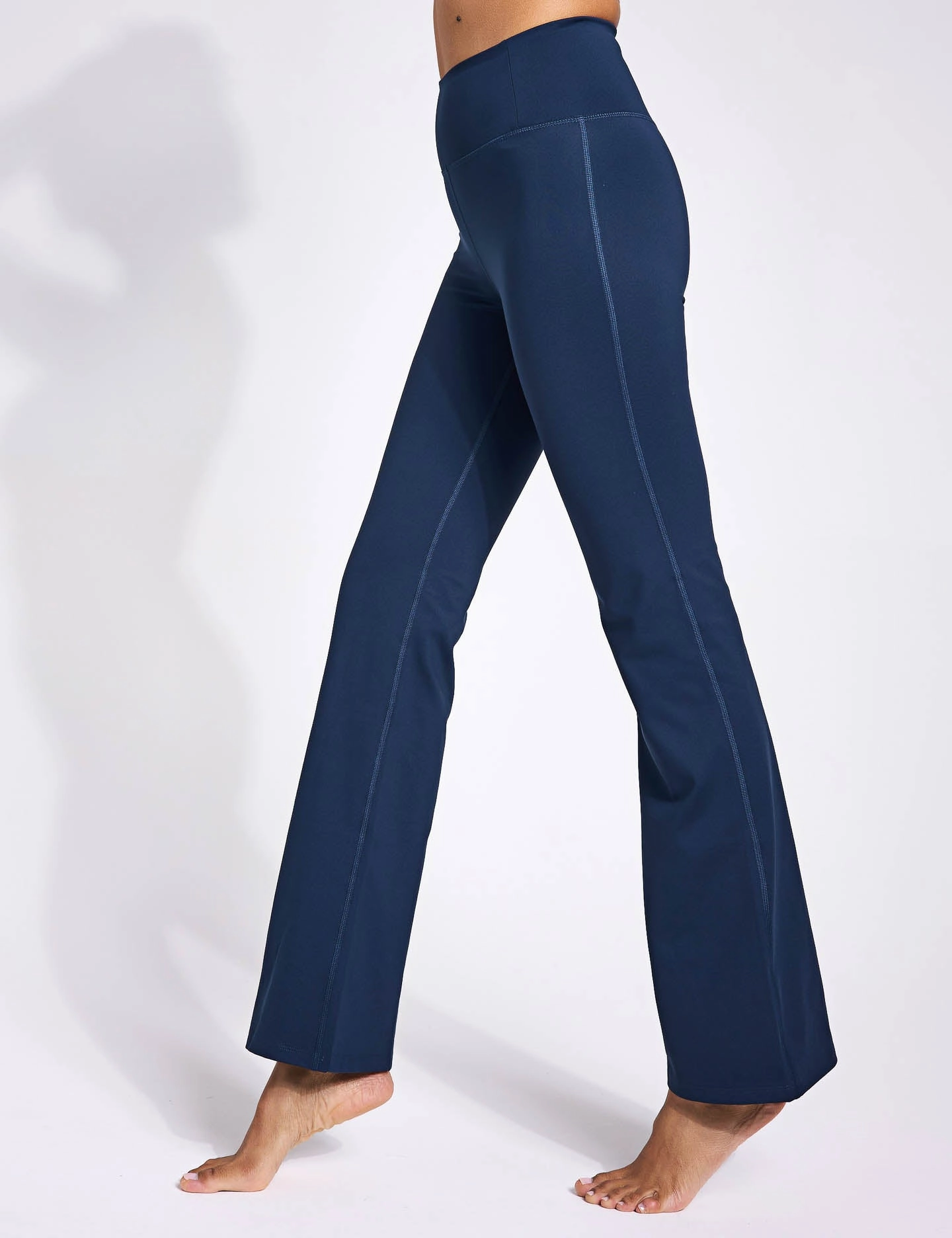 Compressive Flare Legging - Midnight Rubberized Waistband Edge All Ages Travel Outfit