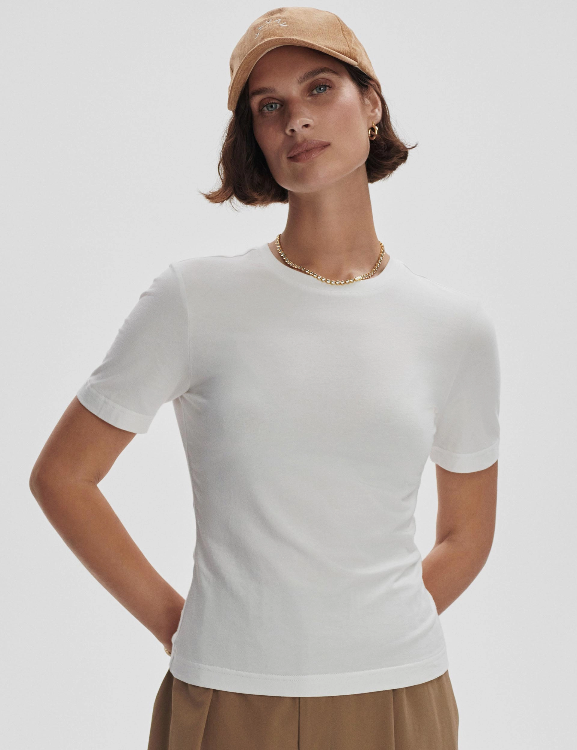 Regina Fitted Tee - White Picnic