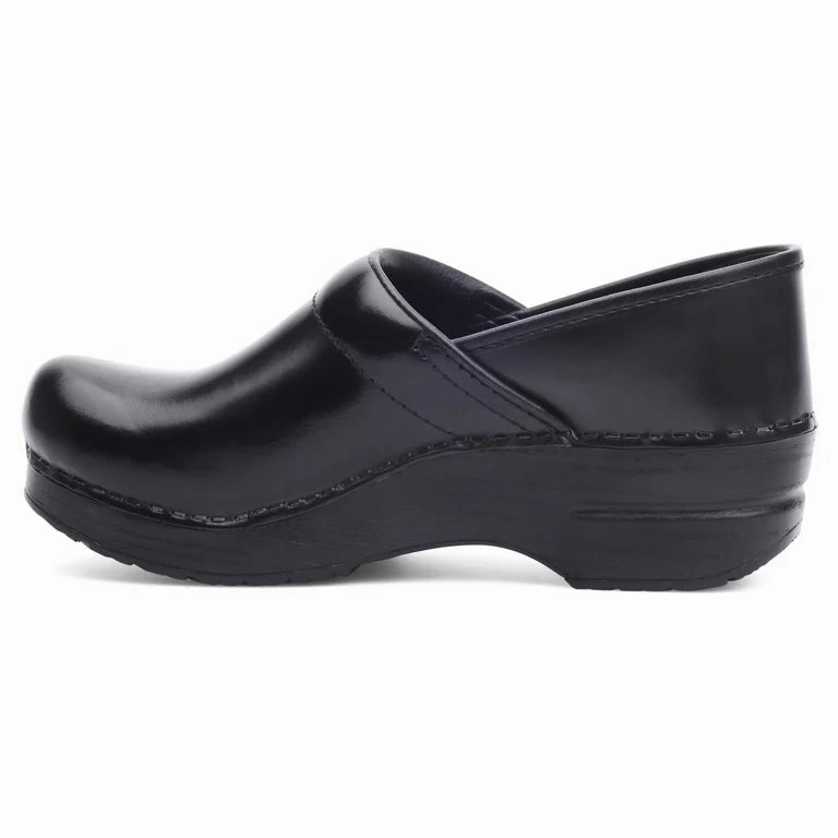 Dansko Professional - Black Cabrio QuickDryMaterial SoftTouchLining