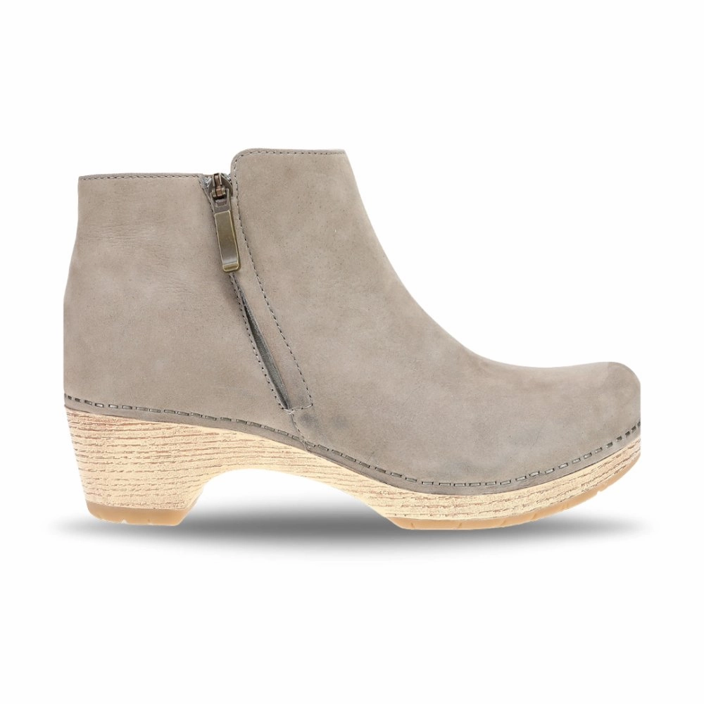 Dansko Women's Lizanne - Taupe Milled Nubuck Lounge Wear