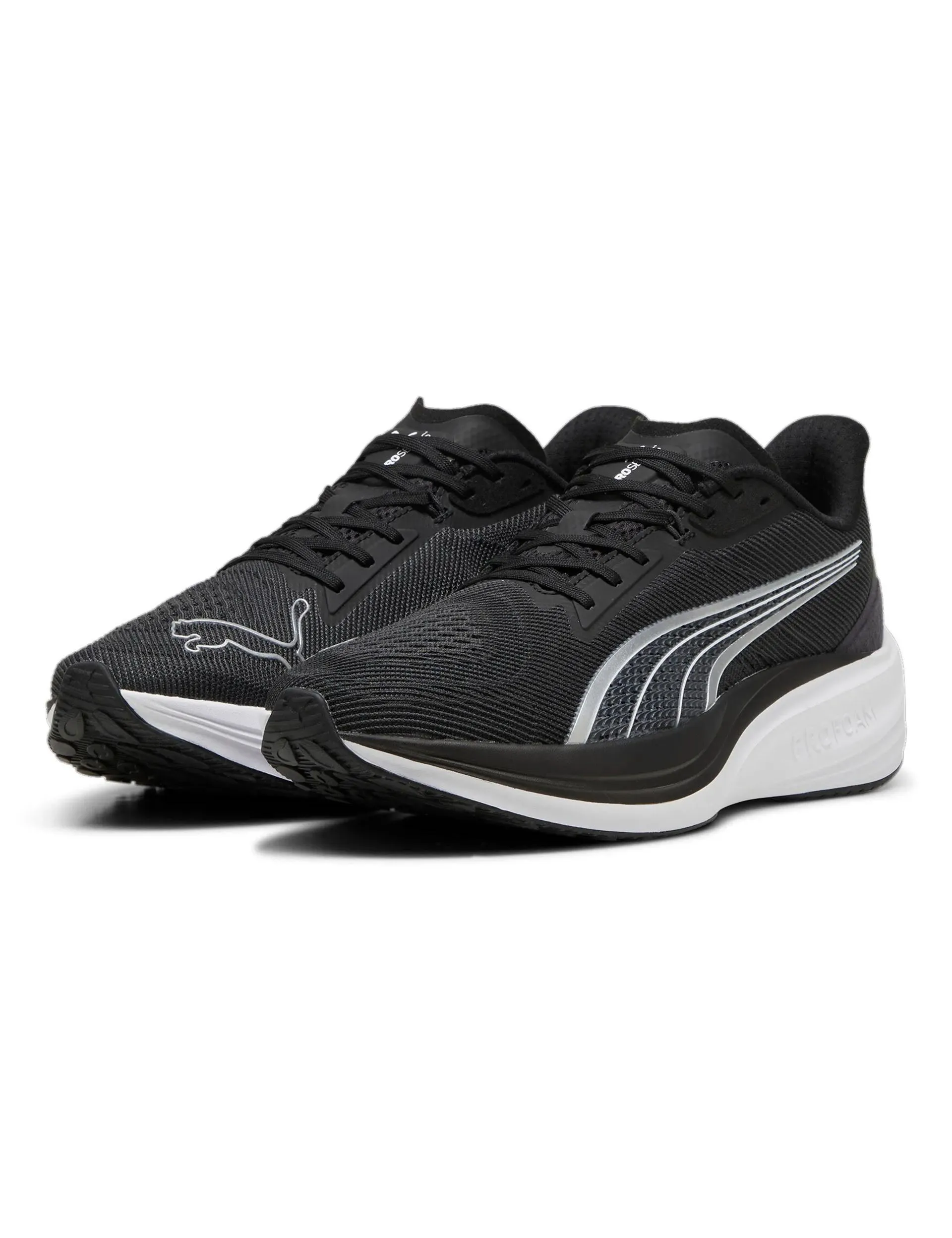 Darter Pro Running Shoes - Black/White running convenience scratch - resistant - finish shoes