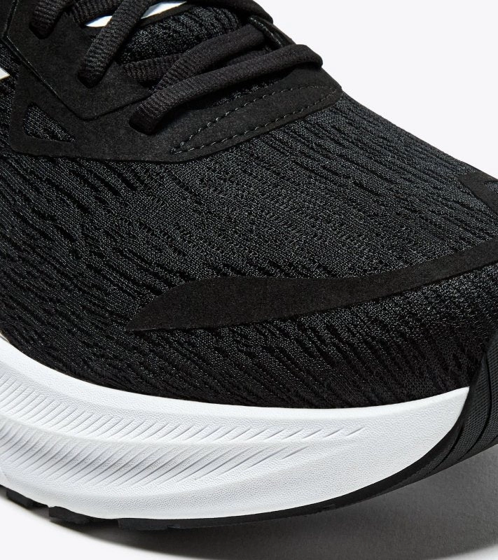 Premium Leather Alternatives Diadora Women's Nucleo 2 - Black/White