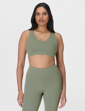 Ultimate Studio Voop Bra - Willow Green Seam-Free Construction