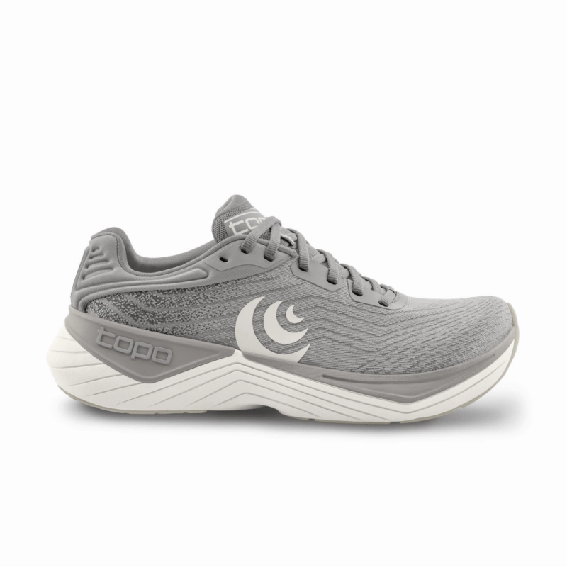 Topo Athletic Men's Ultrafly 5 - Dark Grey/Grey Abrasion Resistant Fabric All-day shock absorption