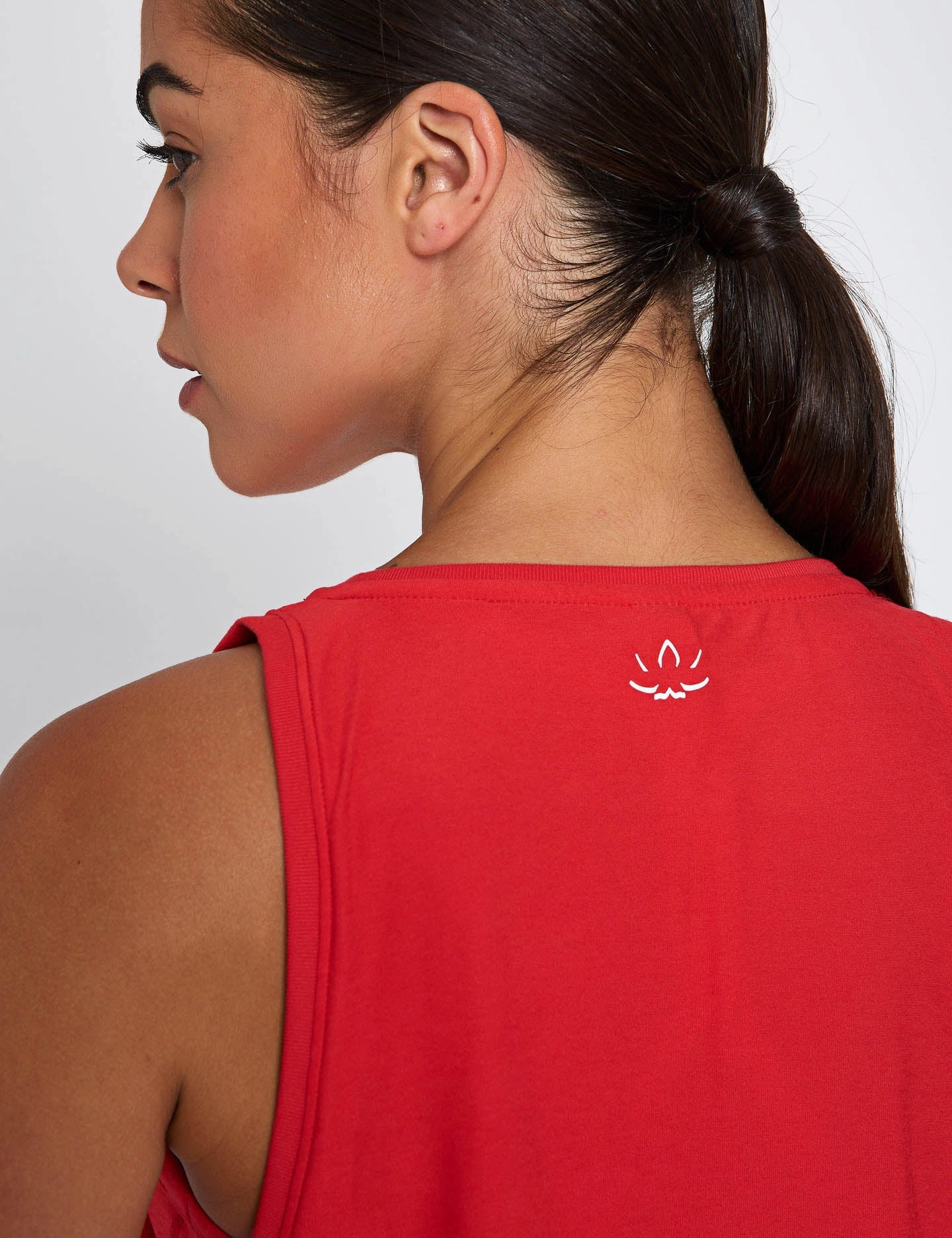 Featherweight Rebalance Tank - Candy Apple Red Heather Breathable Design Soft Touch