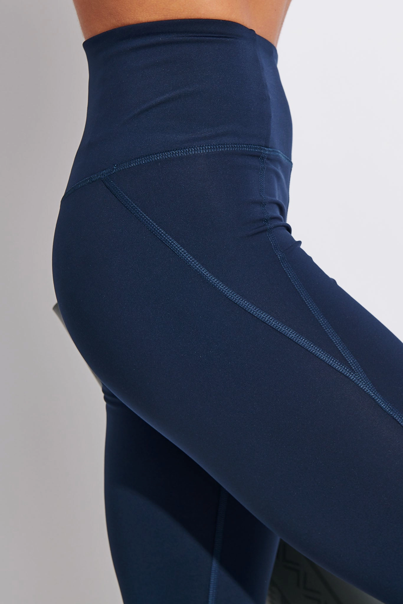 Active Comfort Studio Practice Comfort Seeker The Paloma Set - Midnight