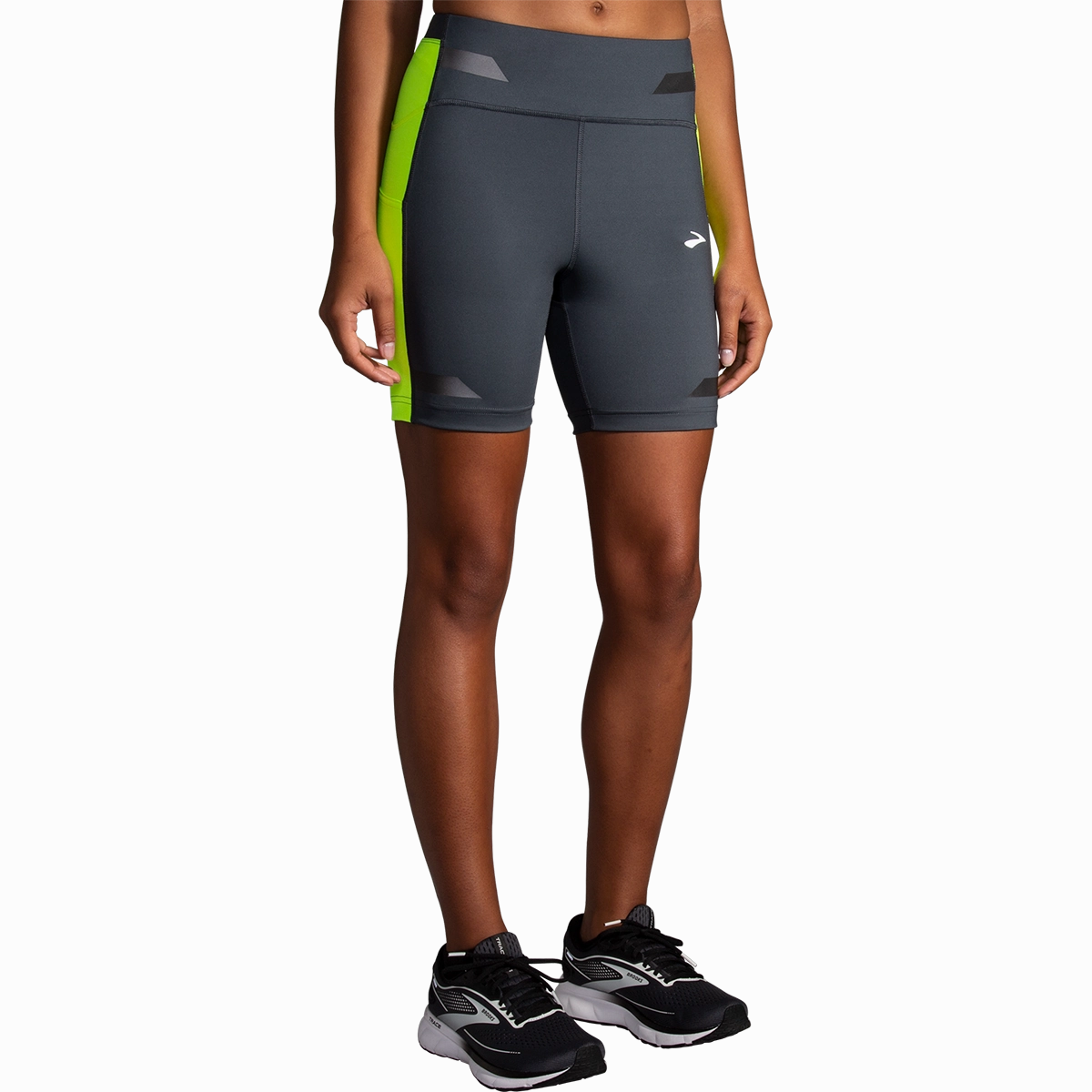 Nylon shorts Brooks Run Visible 6" Short