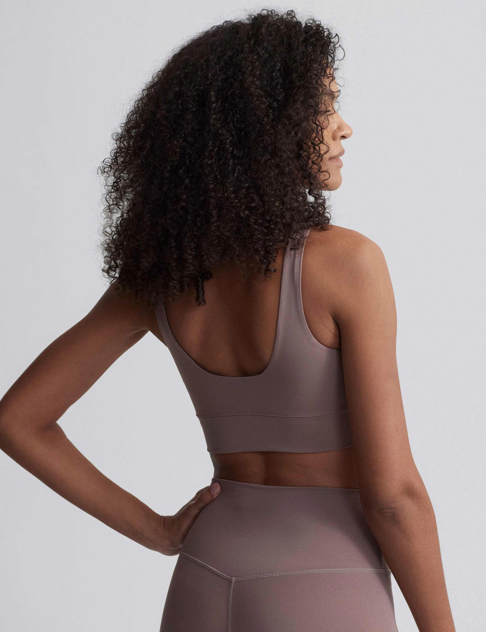 FreeSoft Cori Bra - Deep Taupe Comfort during sports Injury prevention