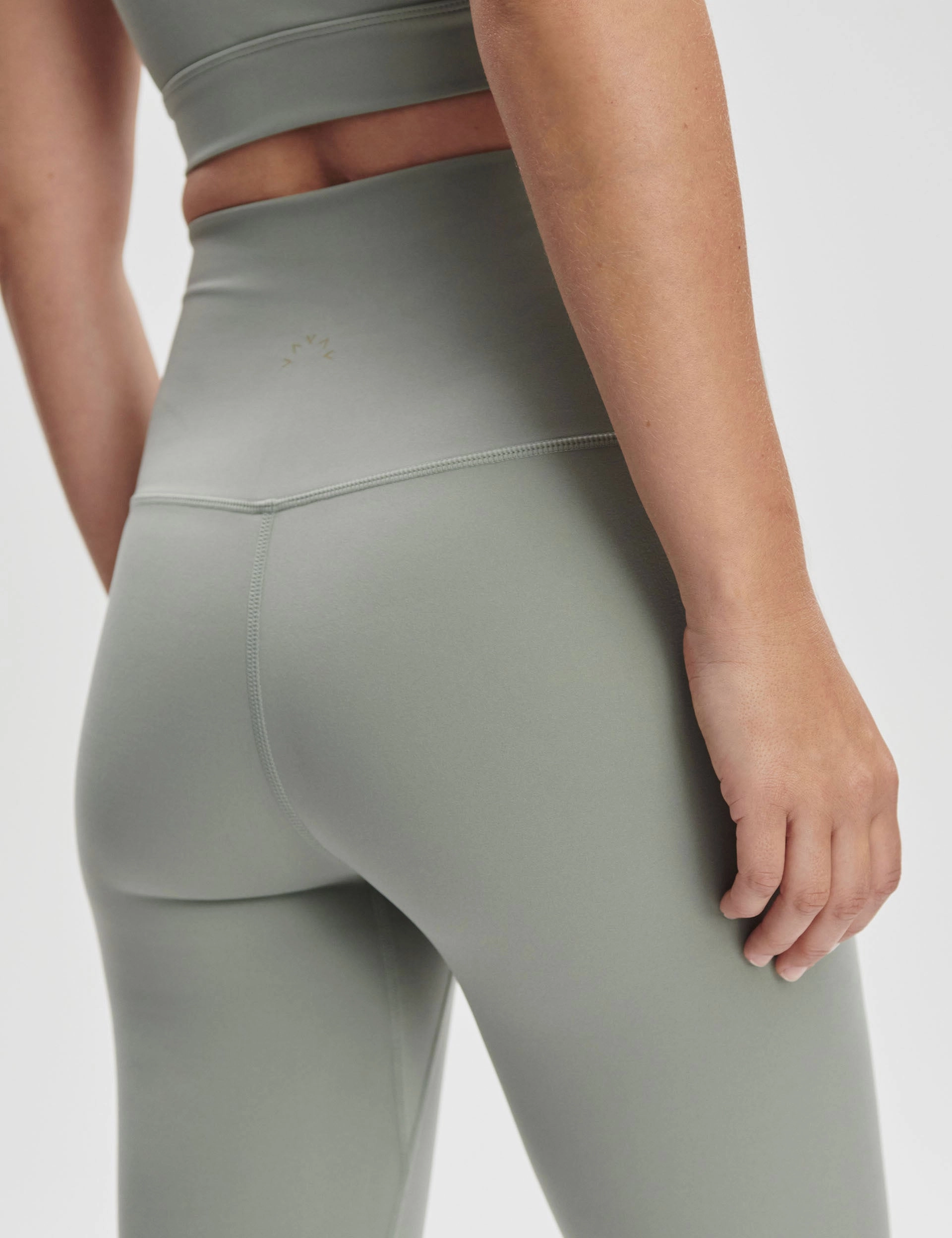 FreeSoft High Waisted Legging 27 - Shadow Studio Style