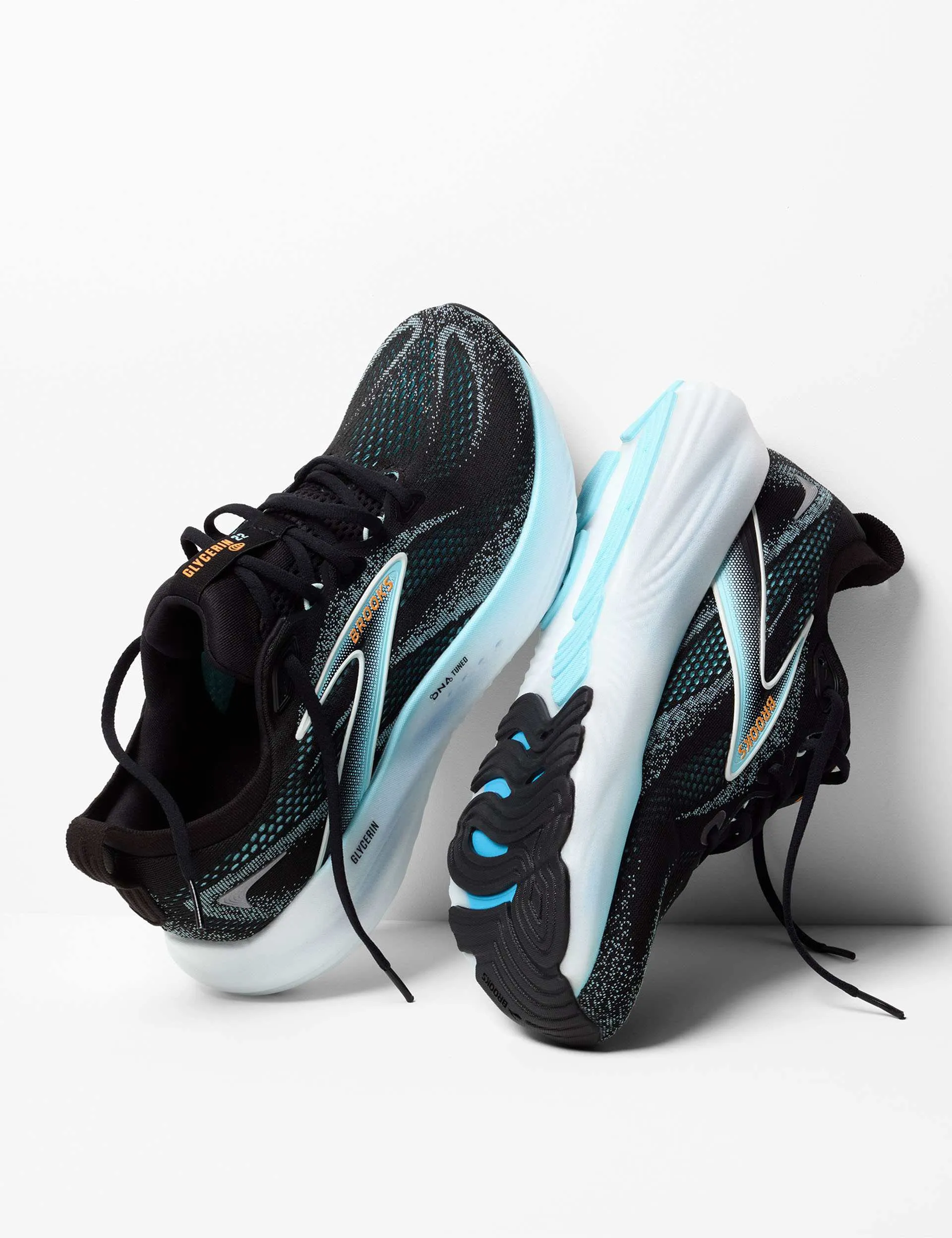 Glycerin 22 - Black/Atomizer/Blazing Orange running accessory