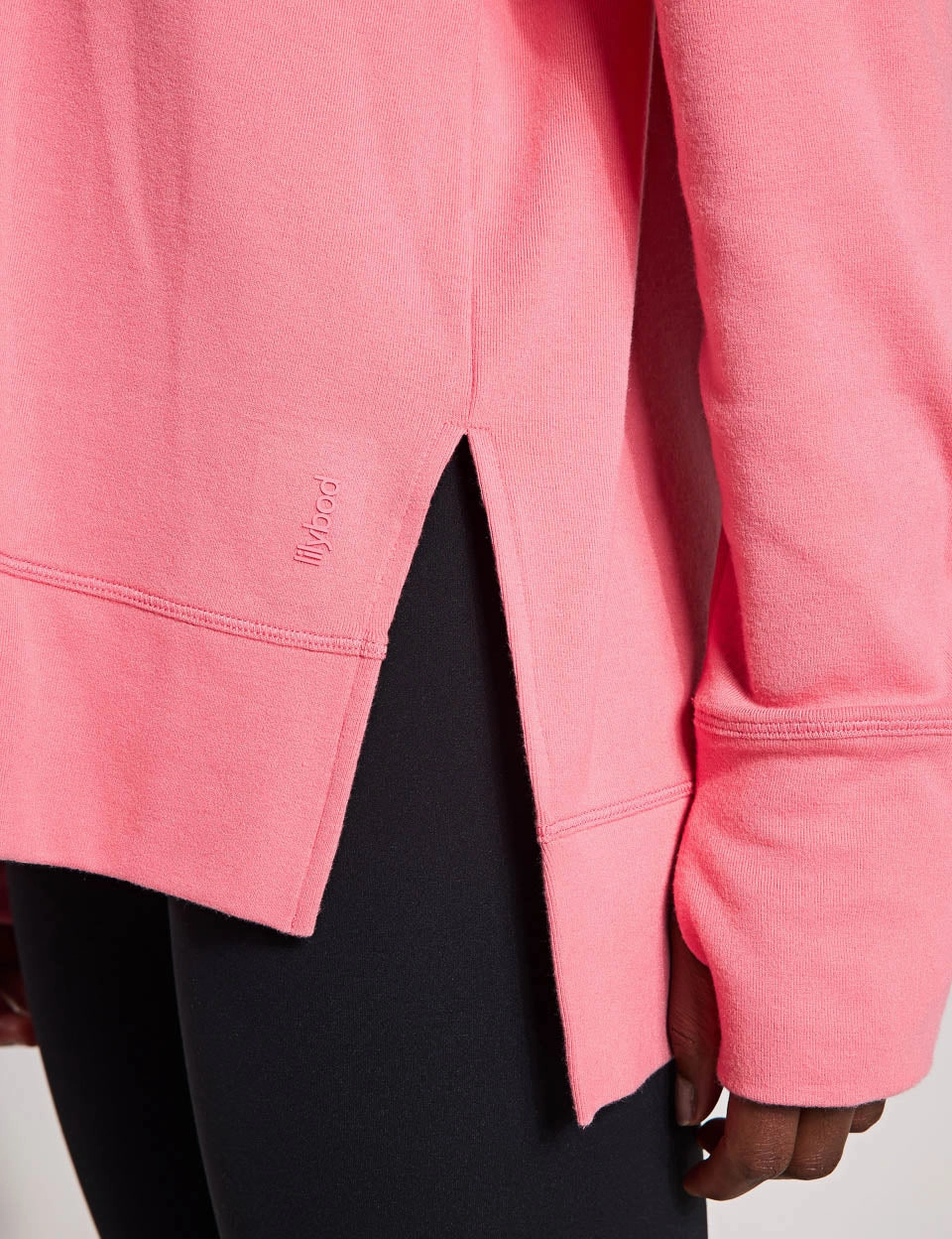 Cozy Night In Halloween look Shelby Sweat - Strawberry