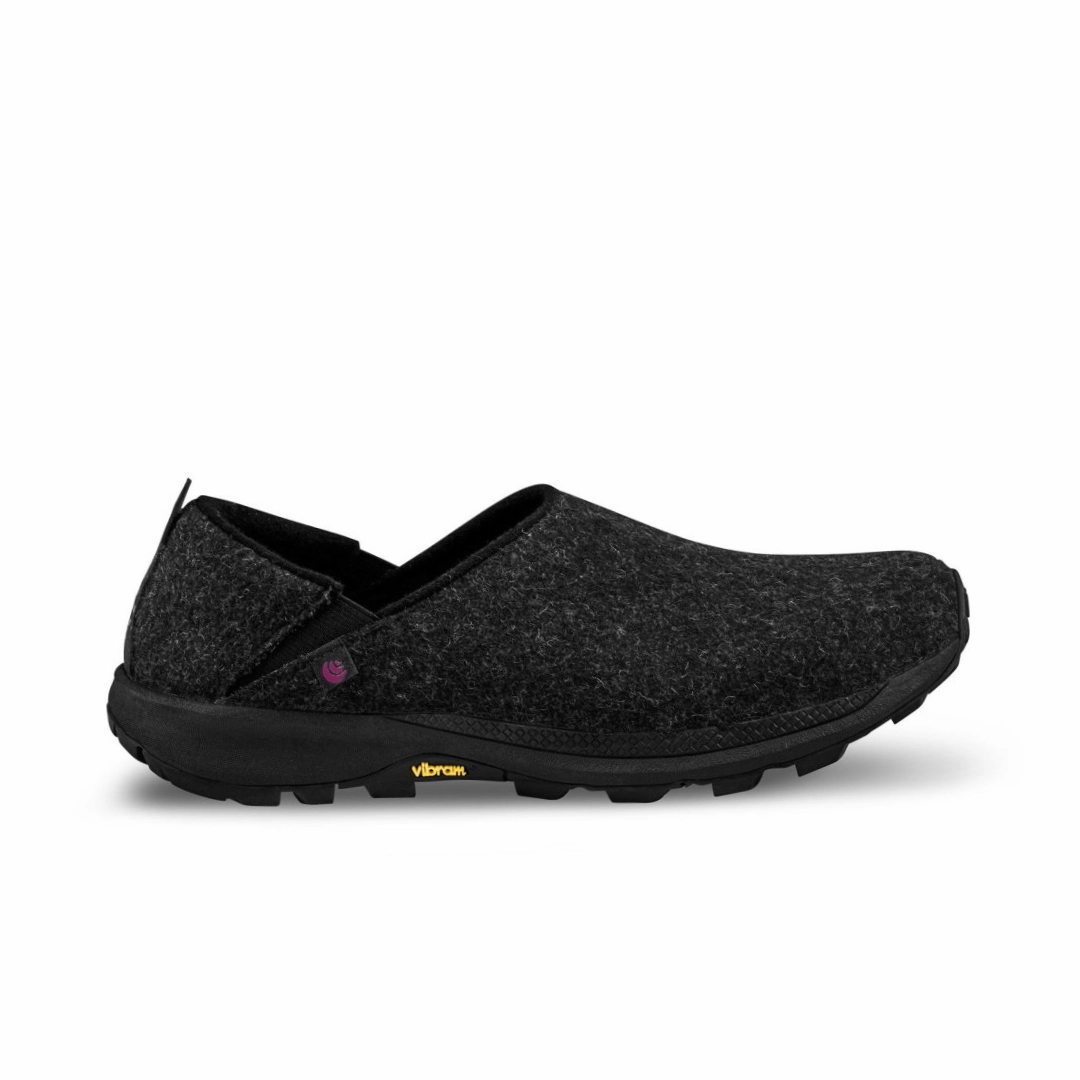 All-Day Flexibility Topo Athletic Women's Rekovr 2 - Charcoal/Black