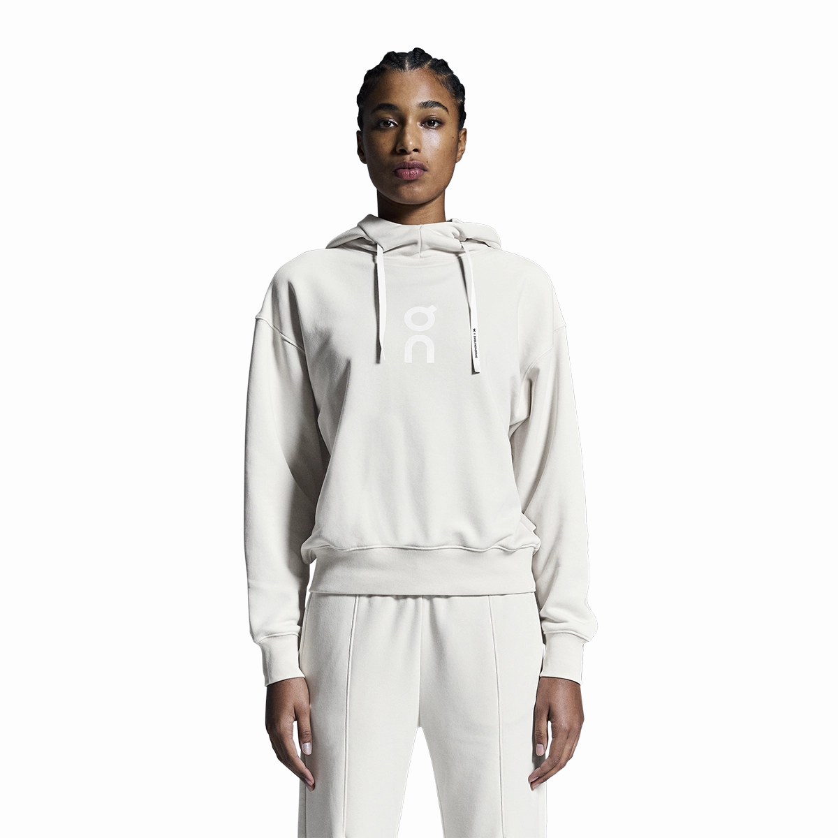 MultiDirectionalFlex ON Club Hoodie