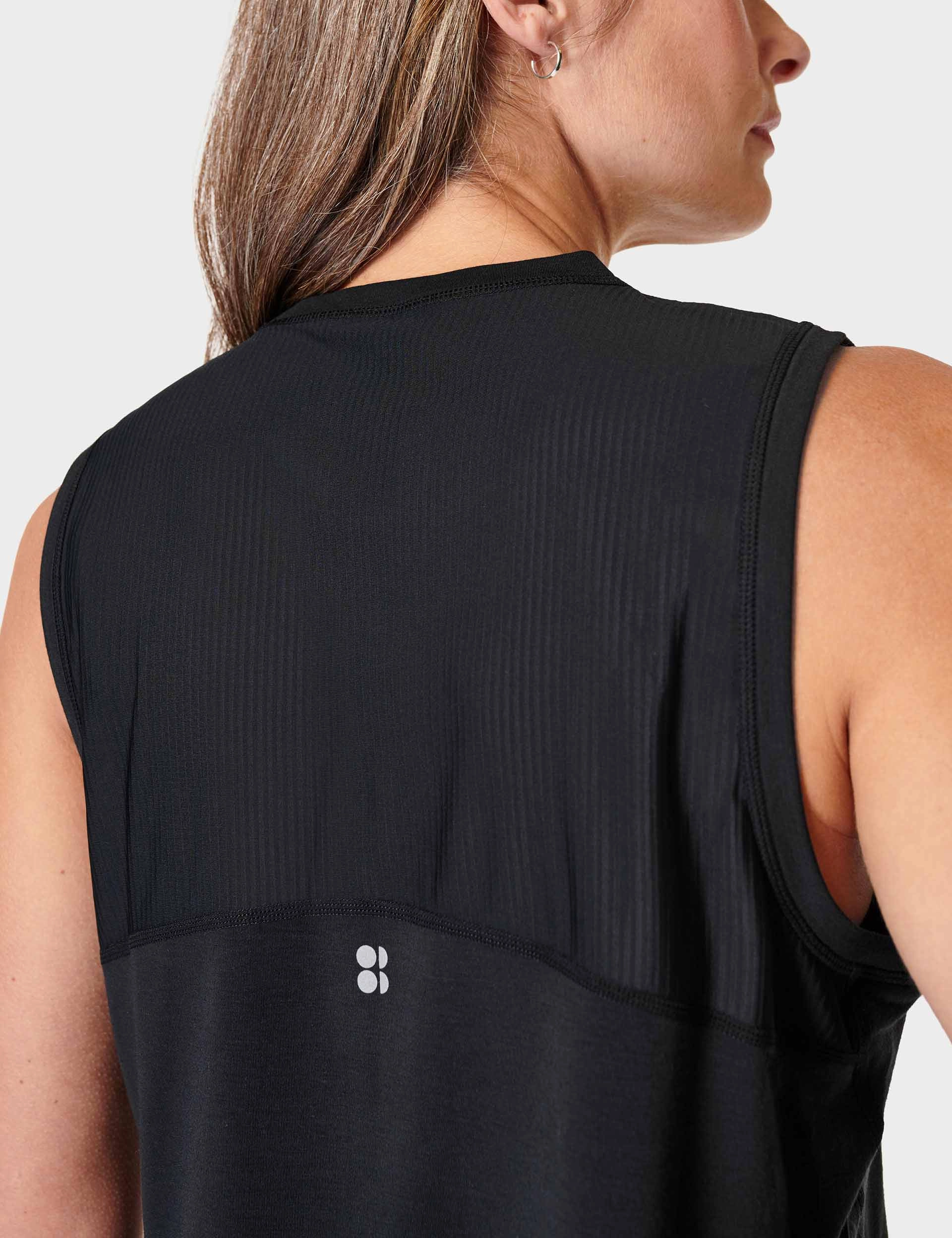 High precision Breathe Easy Crop Muscle Vest - Black