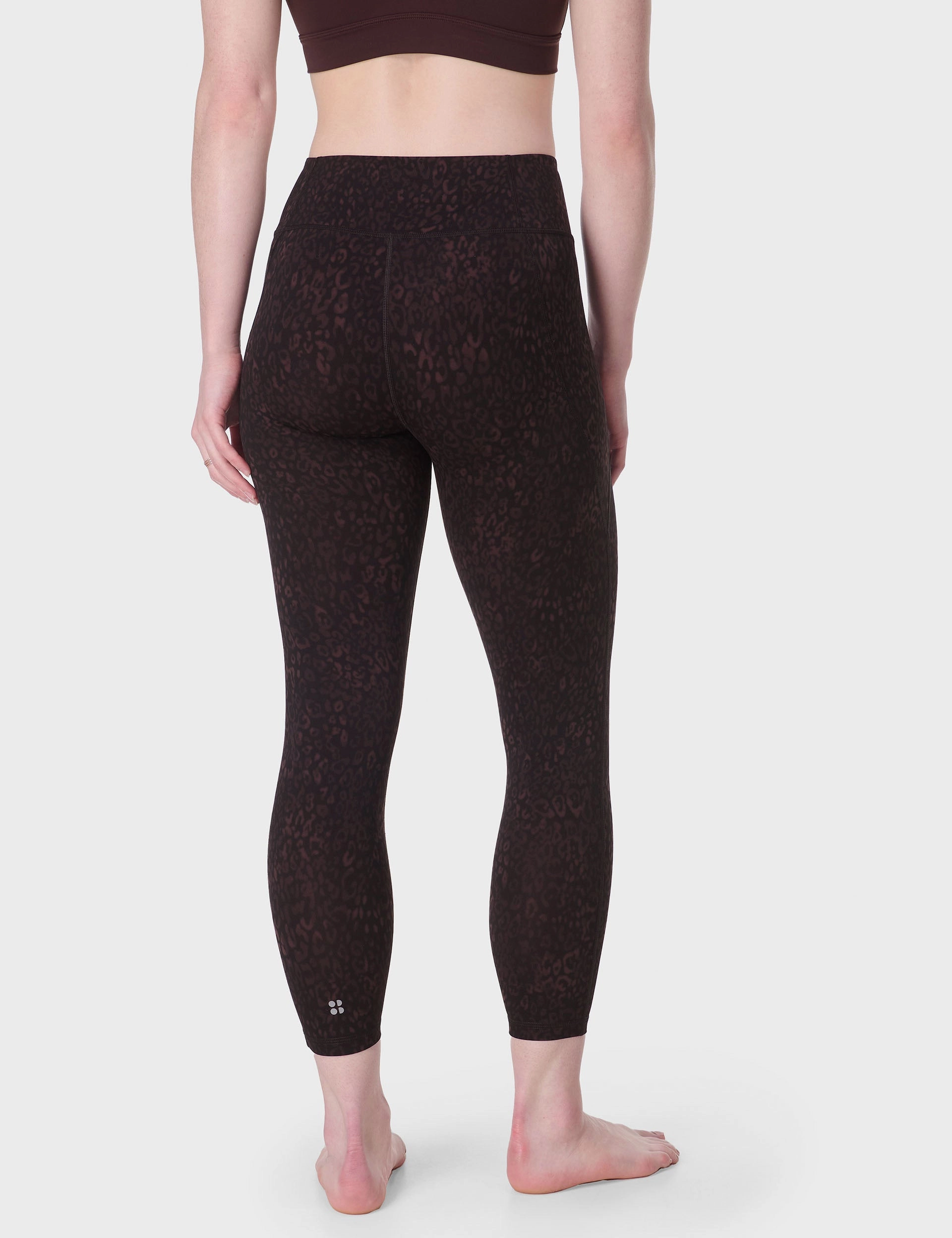 Trendy sneakers Ultimate Studio 7/8 Leggings - Brown Panther Print