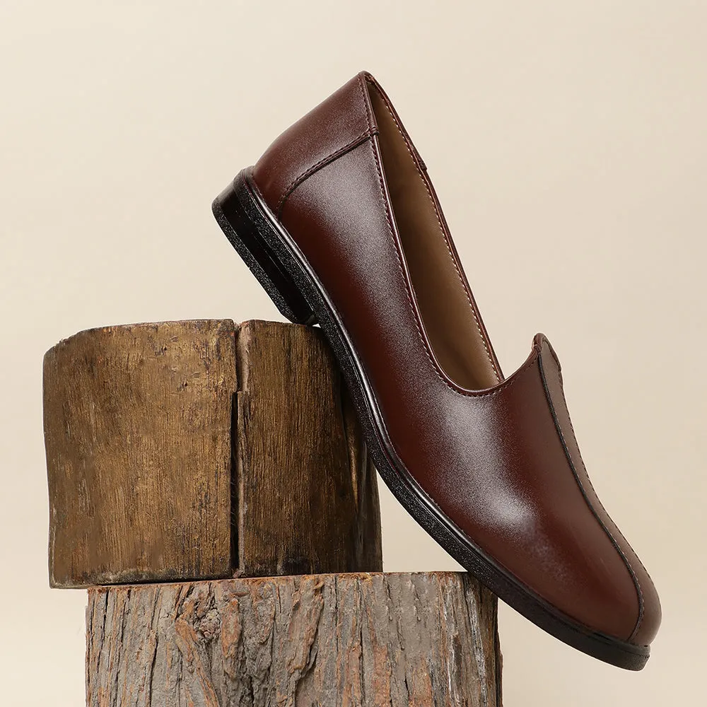 Fortune (Brown) Casual Mojari Jutti For Men NAGRA By Liberty running in cold weather