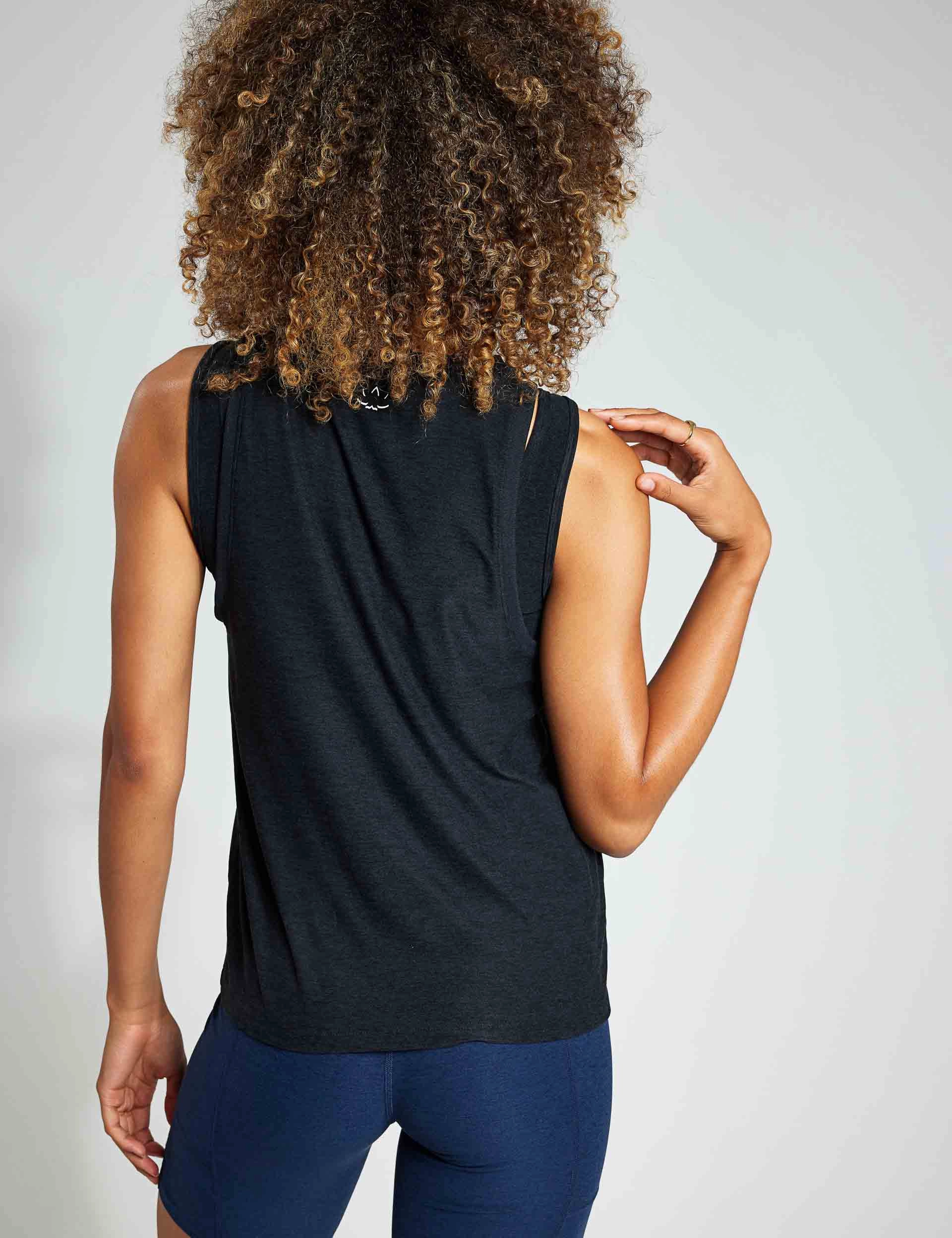 Featherweight Rebalance Tank - Darkest Night Fitness Apparel Layered Paneling