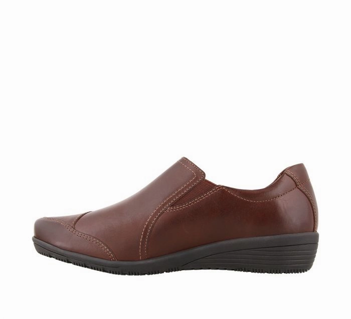 Future Glow Mom Soft Taos Women's Character - Brunette