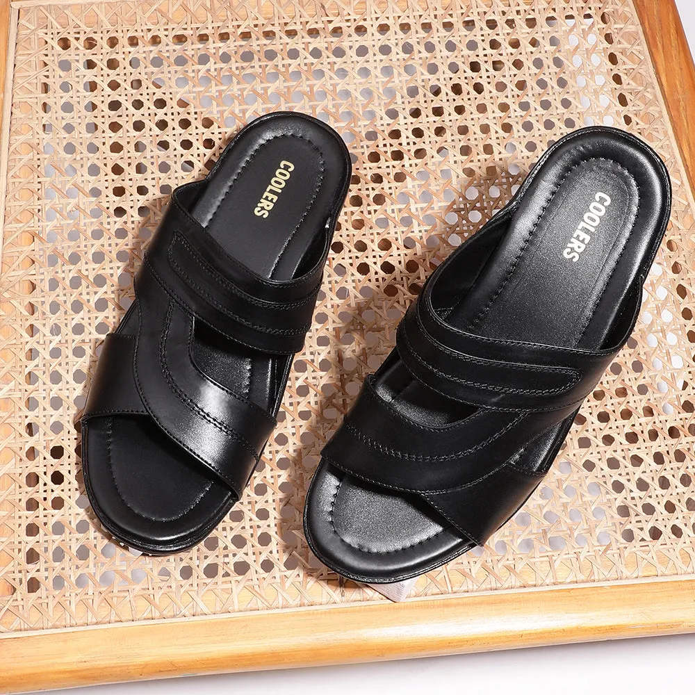 Coolers Casual Black Slippers For Men 7153-37 By Liberty cushioned collar