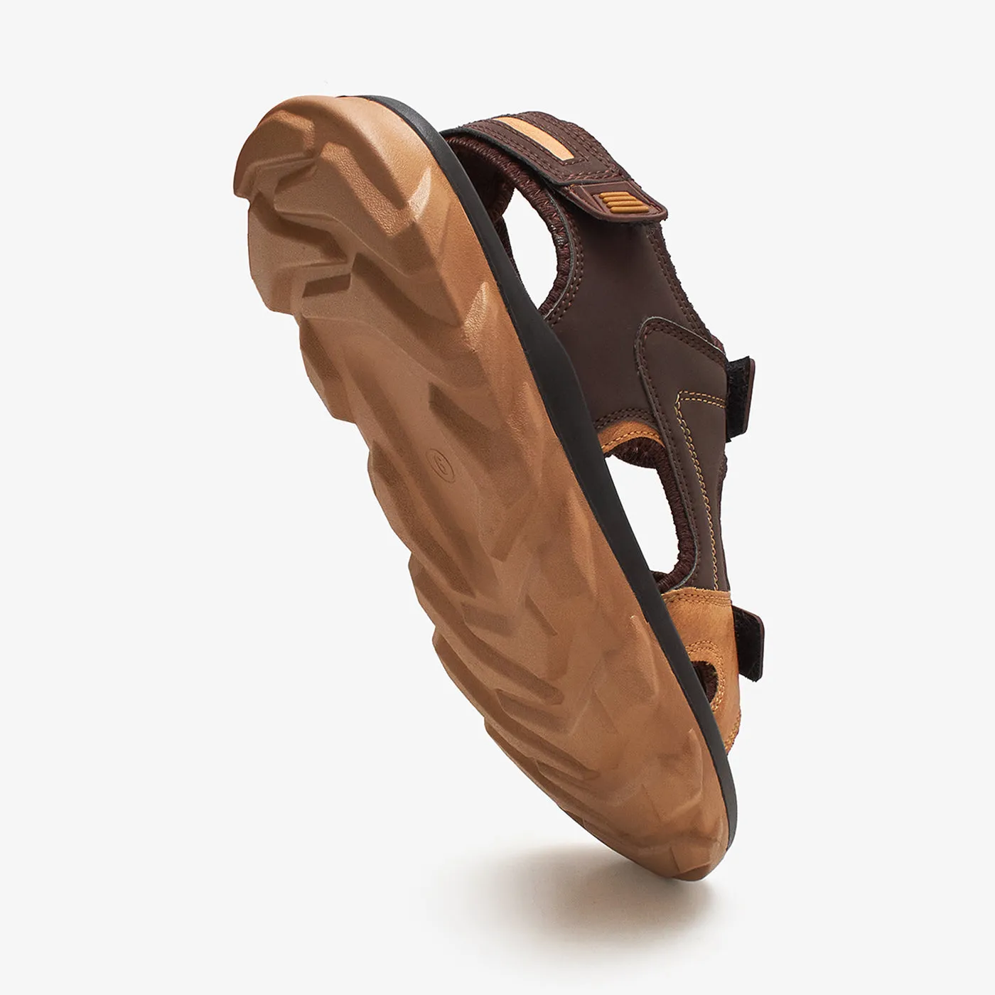 Men's Cushioned Sandals running in a strait area shoes