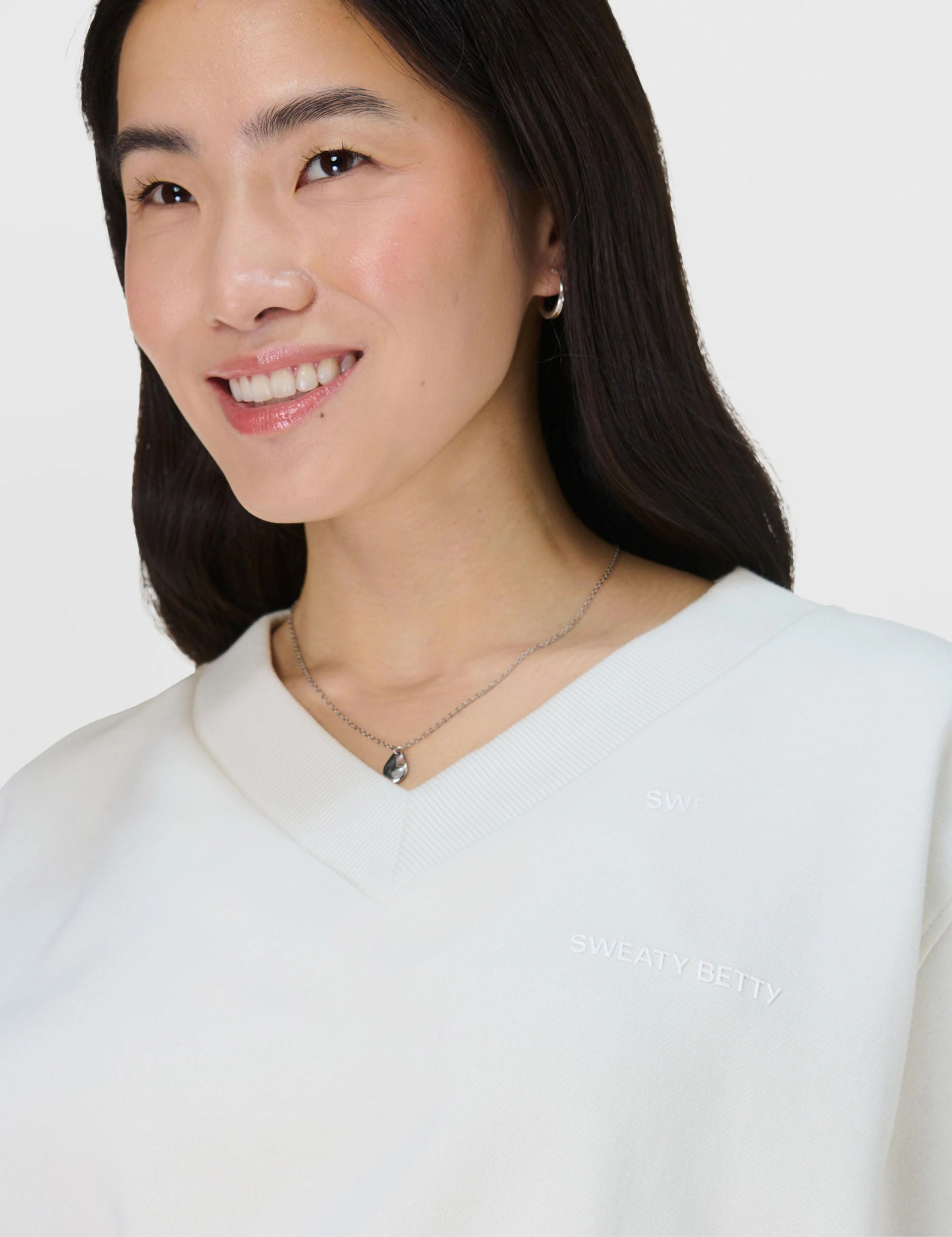 Trendy Look Everyday Fashion Revive Crop V-Neck Sweatshirt - Lily White