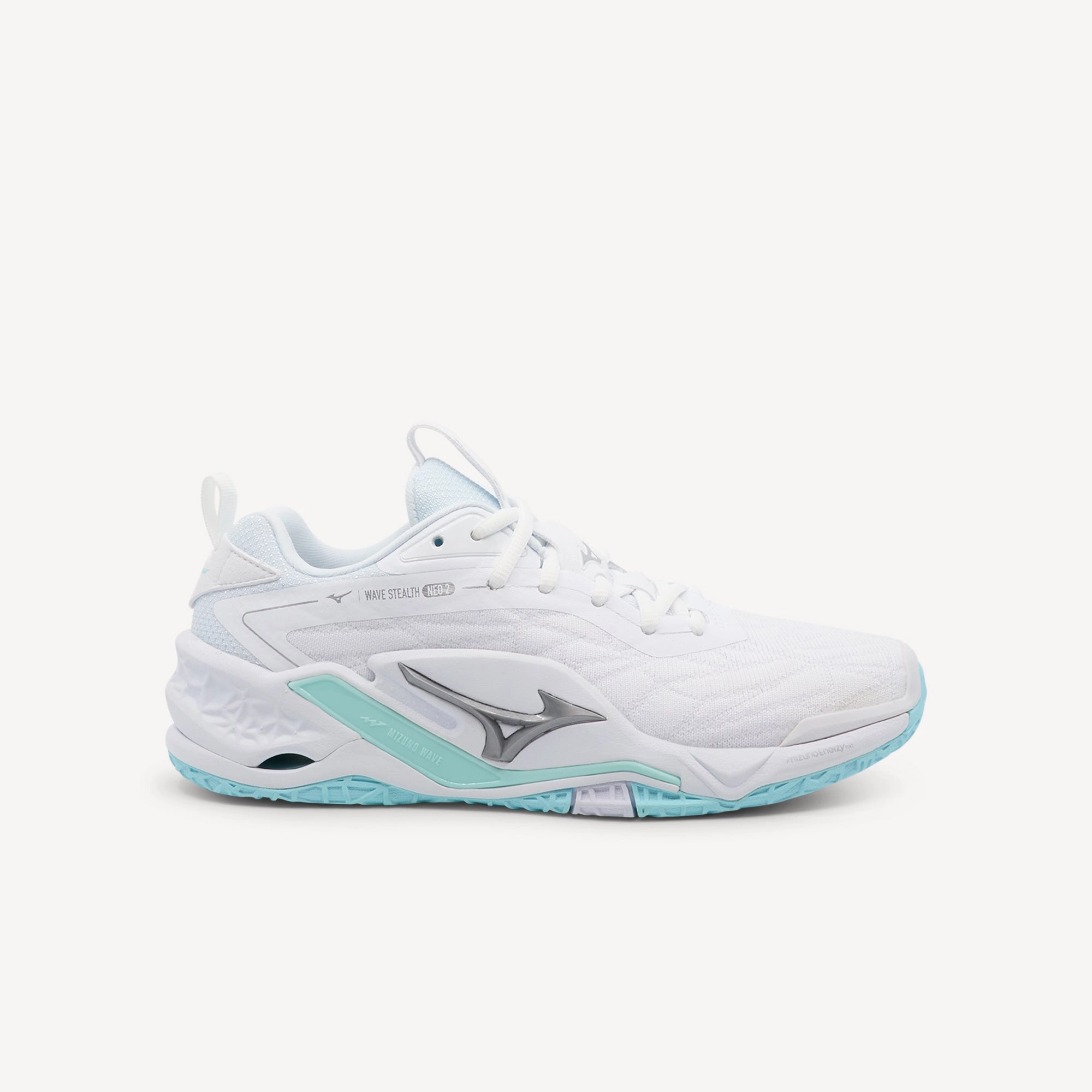 Mizuno Wave Stealth Neo 2 NB White / Blue Tint running with a carbon fiber plate