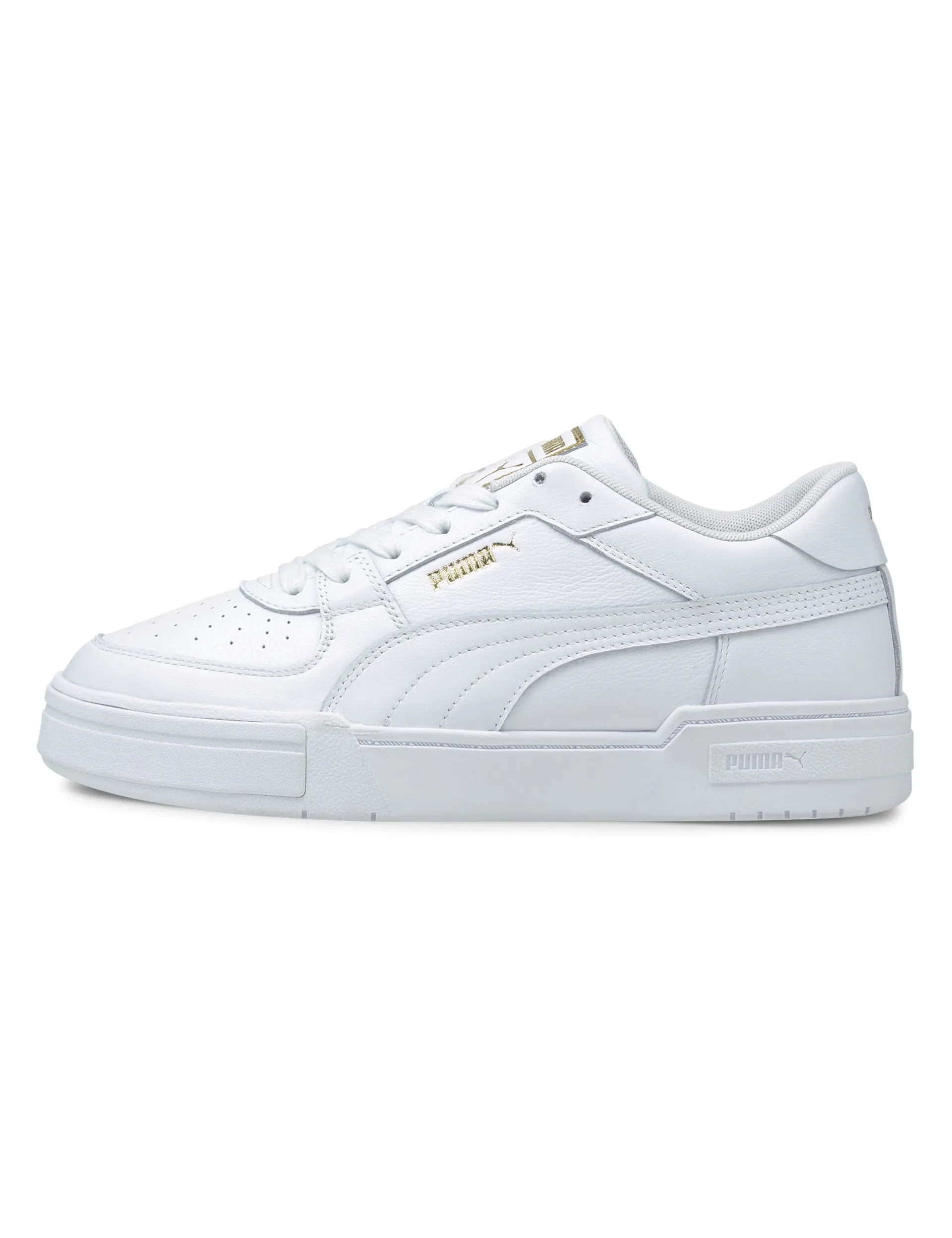 CA Pro Classic Trainers - White streamlined shoes