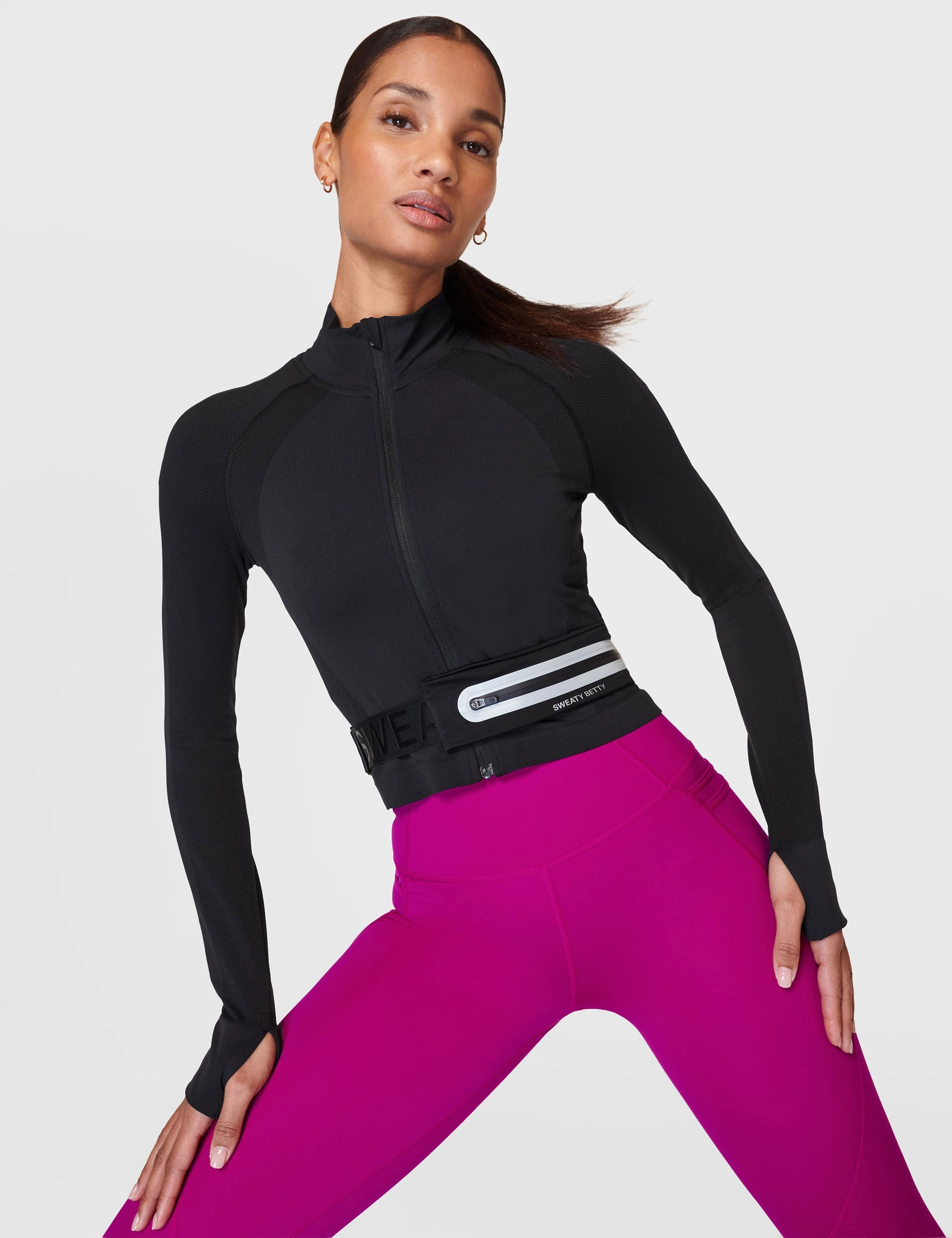 elegant design Soft touch finish Athlete Crop Seamless Gym Zip Up - Black