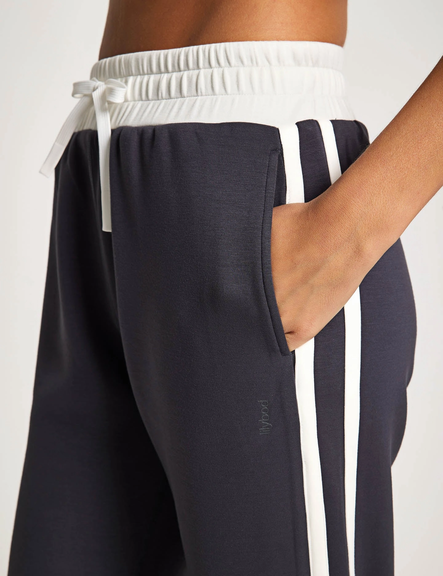Nikki Wide Leg Jogger - Charcoal No Ride Up Design