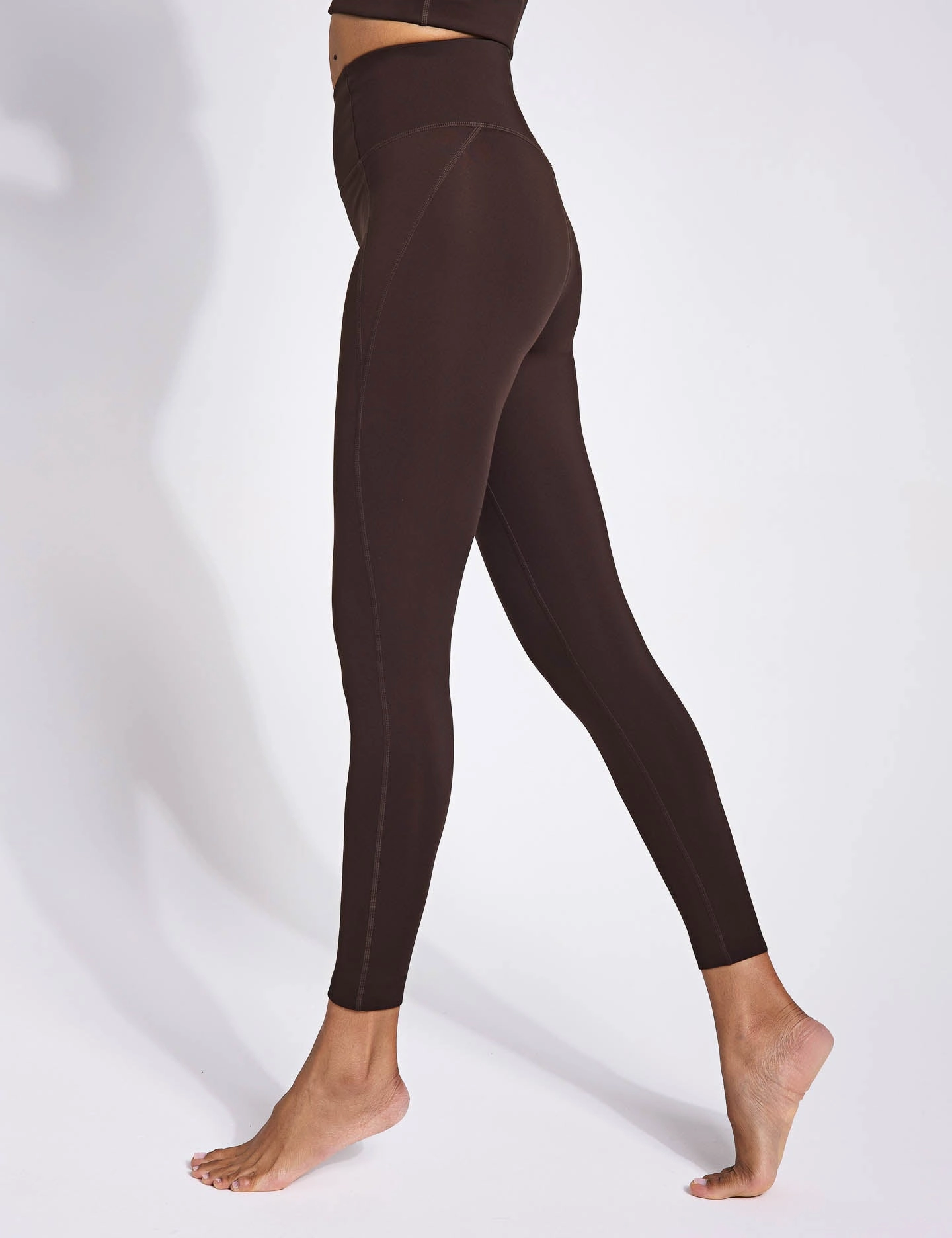 Active Lifestyle Four Way Compressive High Waisted Legging - Cocoa Bean