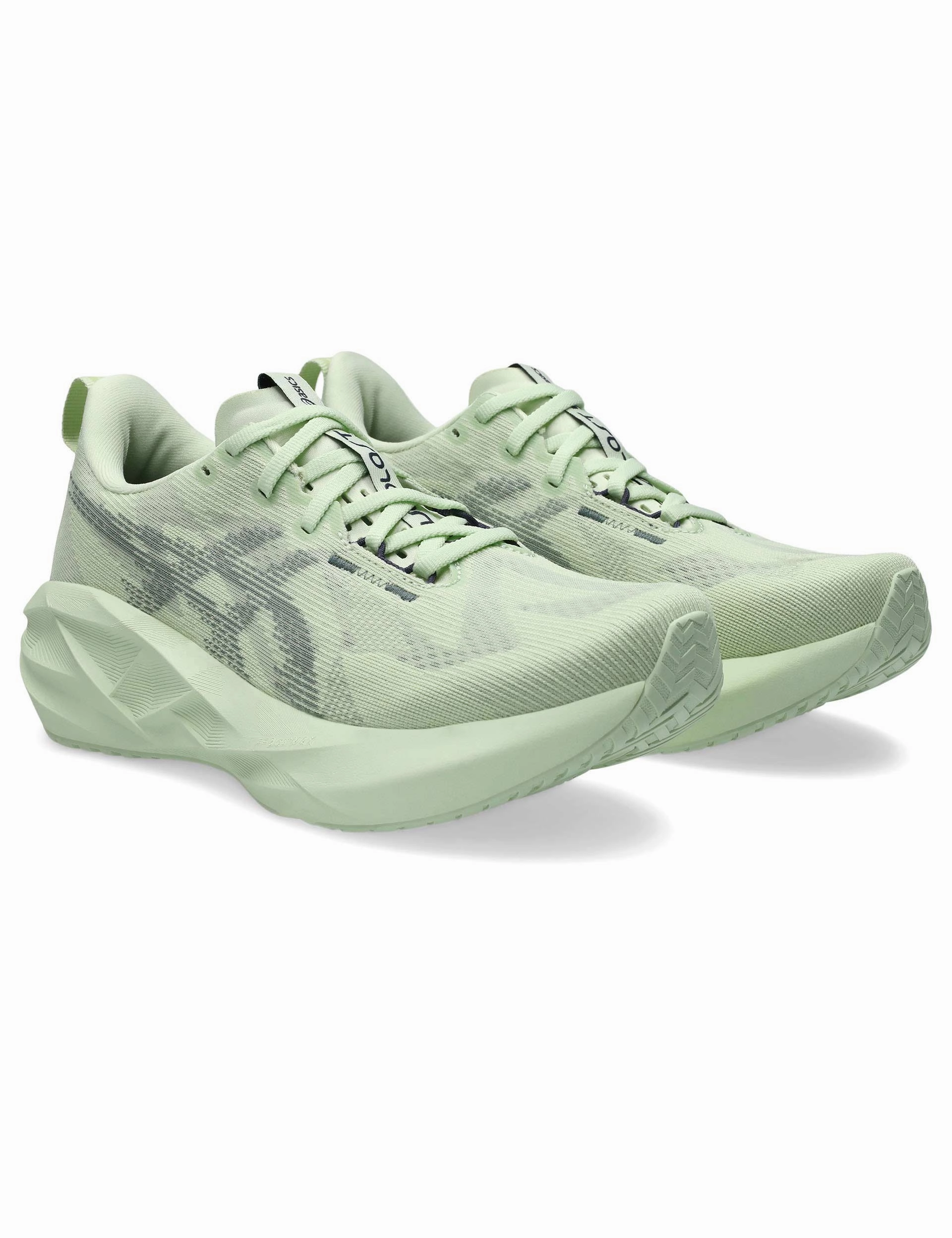 Novablast 5 - Whisper Green/Monument Blue memory foam shoes