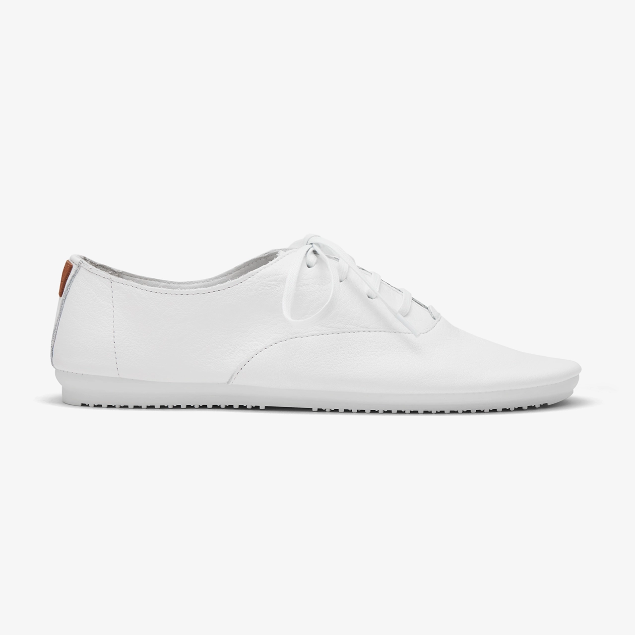 Paloma - Zulu White customizable running shoes Aerobic Reaction Design