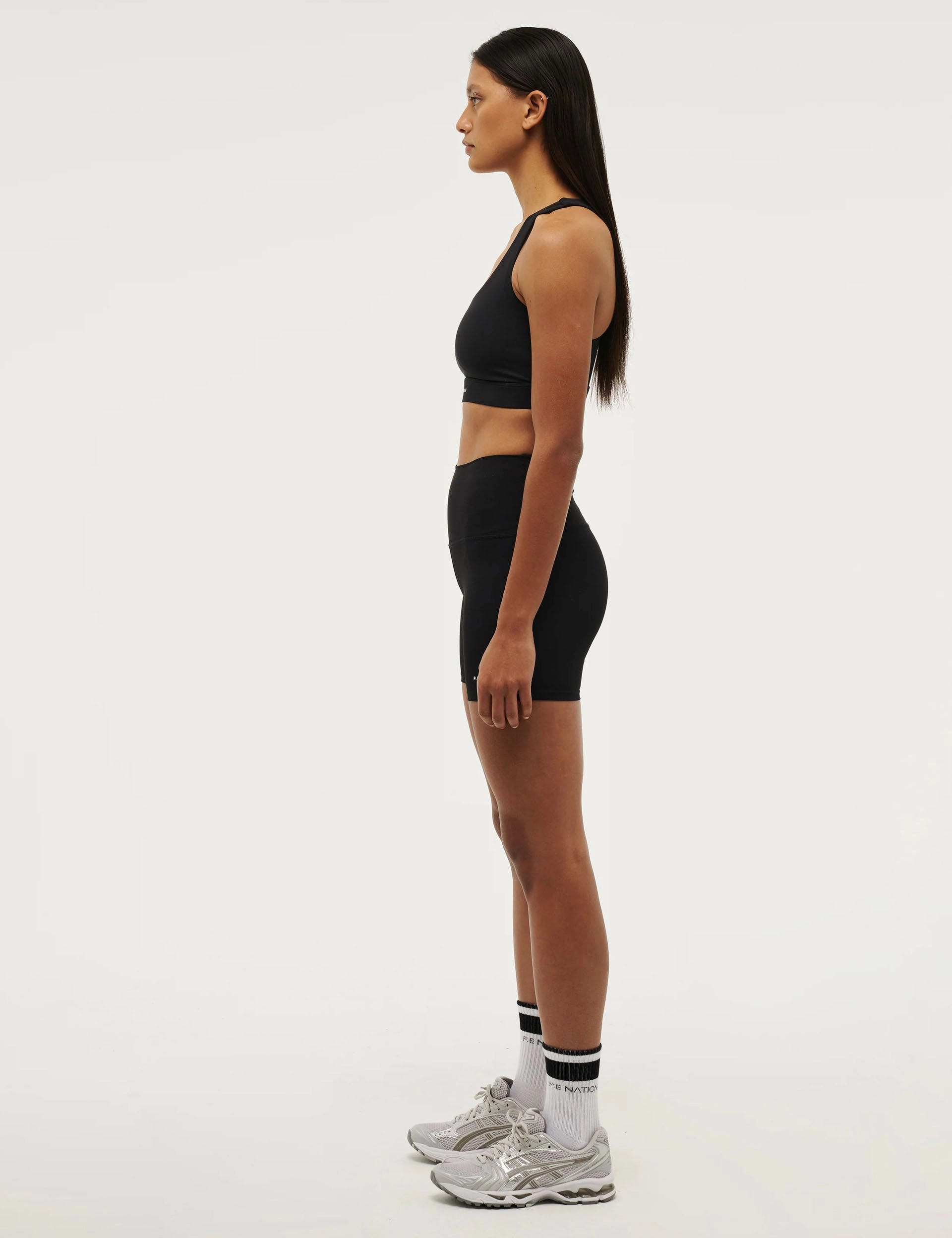 Low-waisted Frequency 5" Bike Short - Black