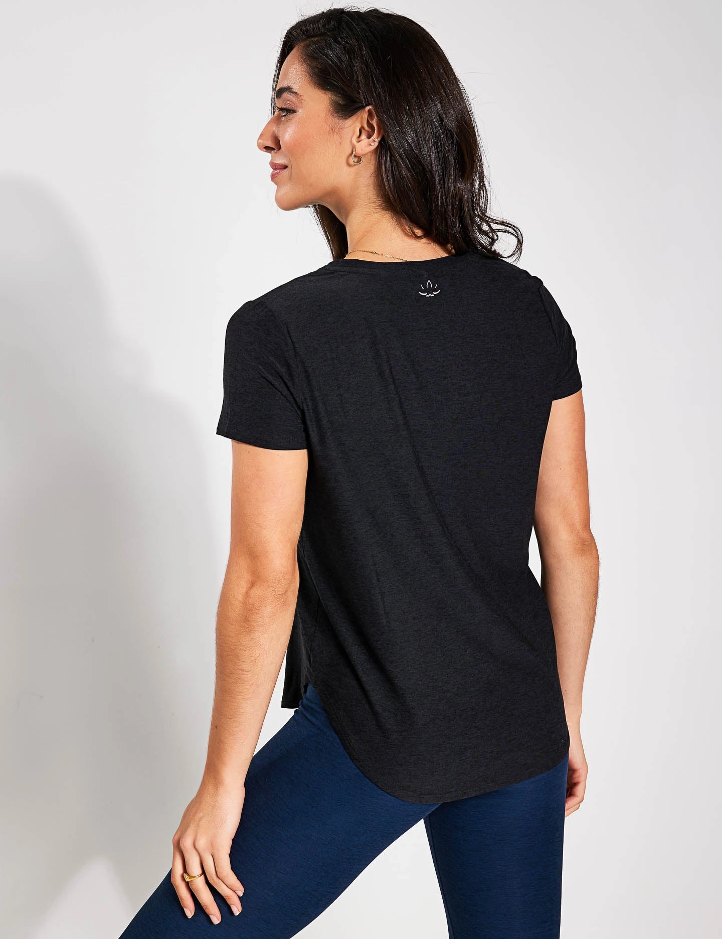 Comfy Touch windproof Featherweight On The Down Low Tee - Darkest Night